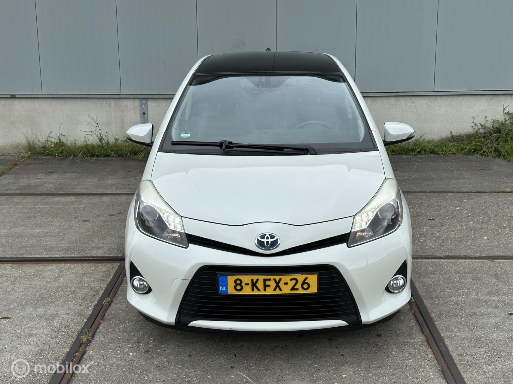 Foto van Toyota Toyota Yaris Hybrid