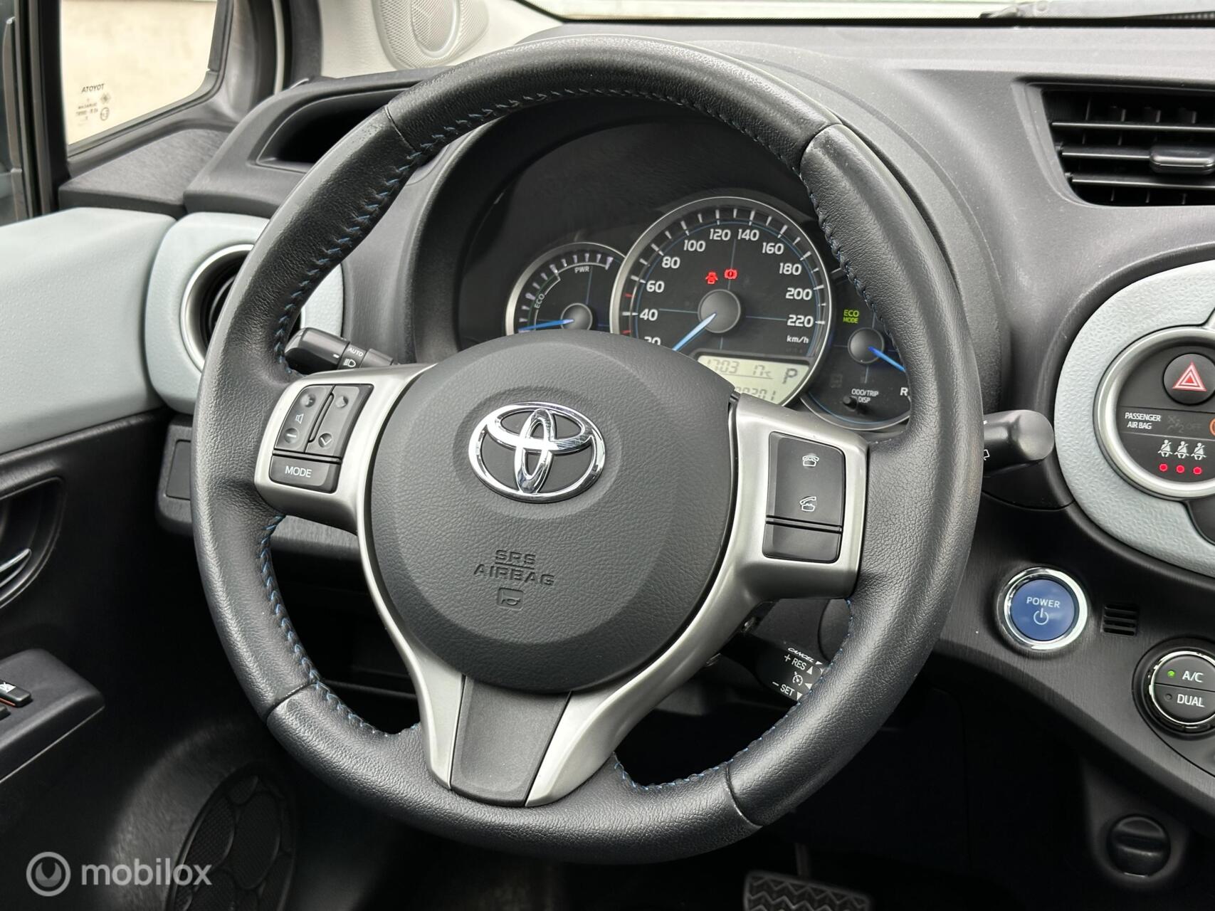 Foto van Toyota Toyota Yaris Hybrid
