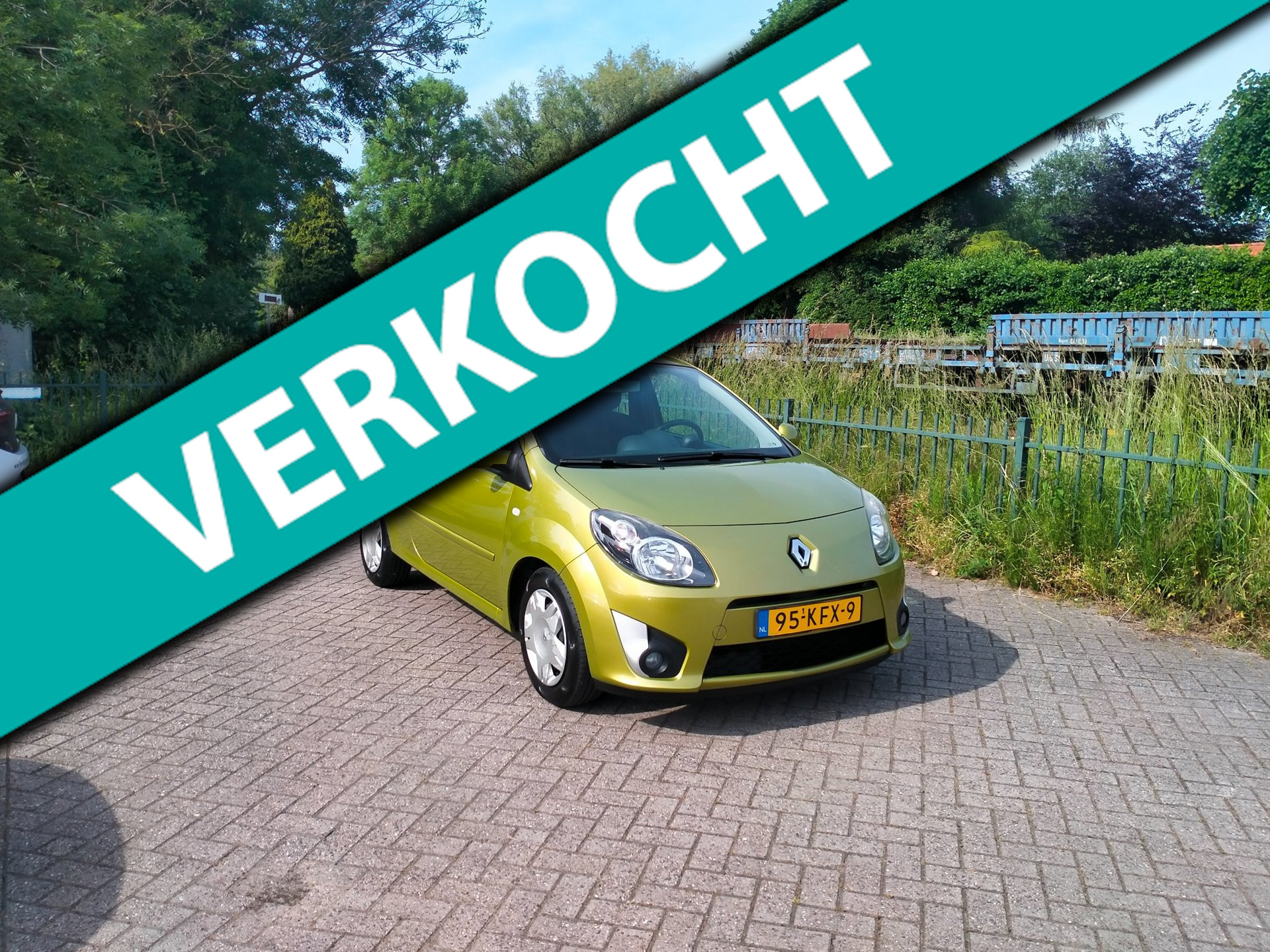 Renault Twingo 1.2-16V Dynamique AUTOMAAT airco trekhaak ALLINPRIJS 2009 - voorkant