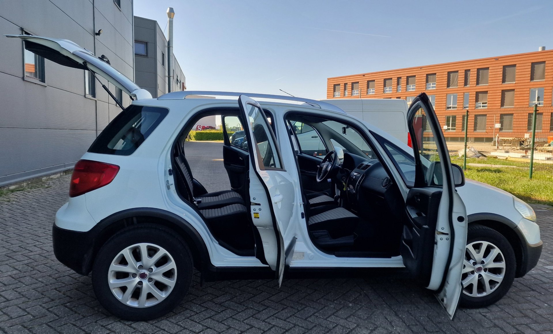 Foto van Fiat Fiat Sedici