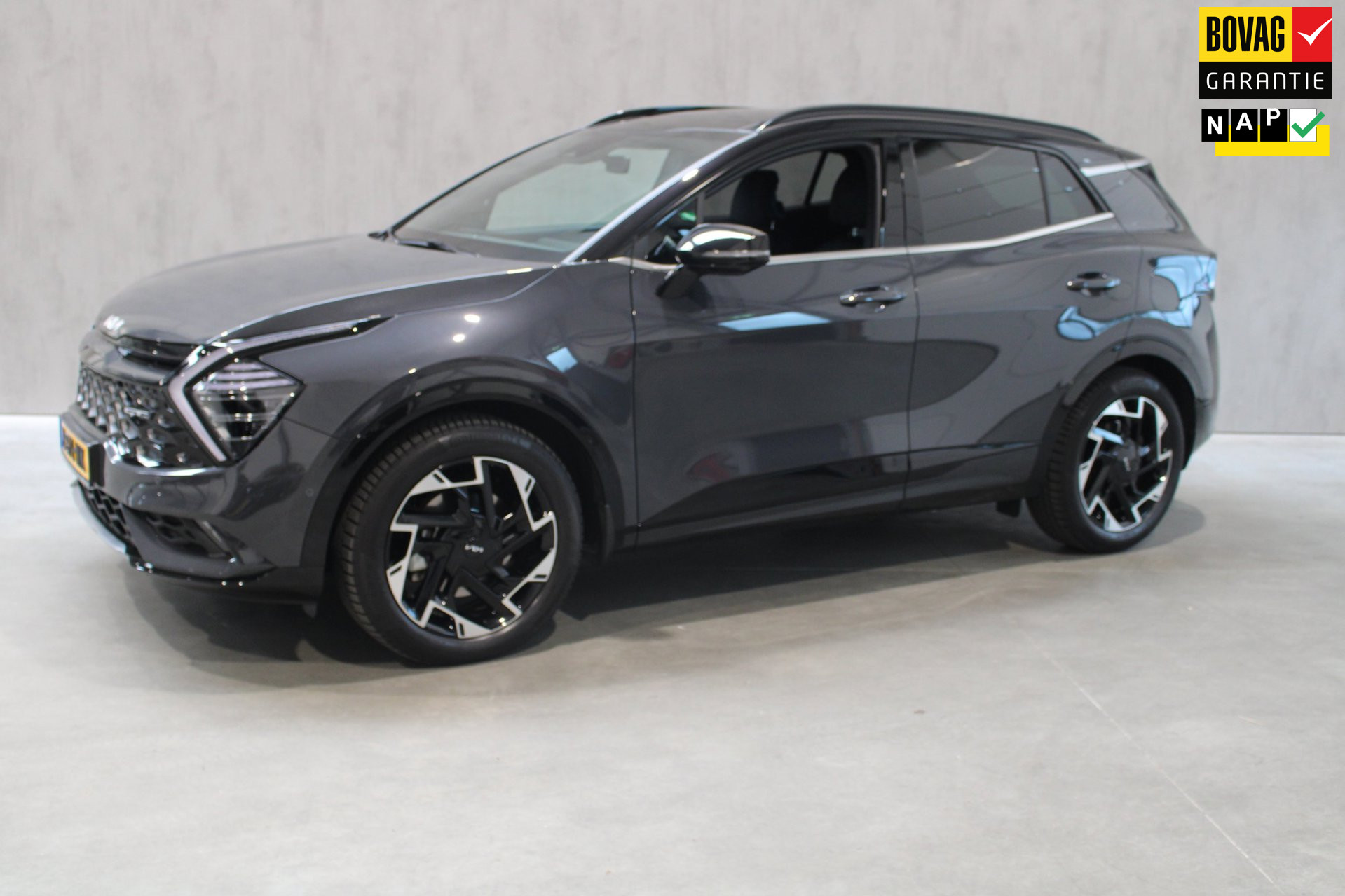 Kia Sportage 1.6 T-GDi PHEV AWD GT Plusline 360/Pano/265 pk/Full option Prijs is rijklaar 2024 - voorkant