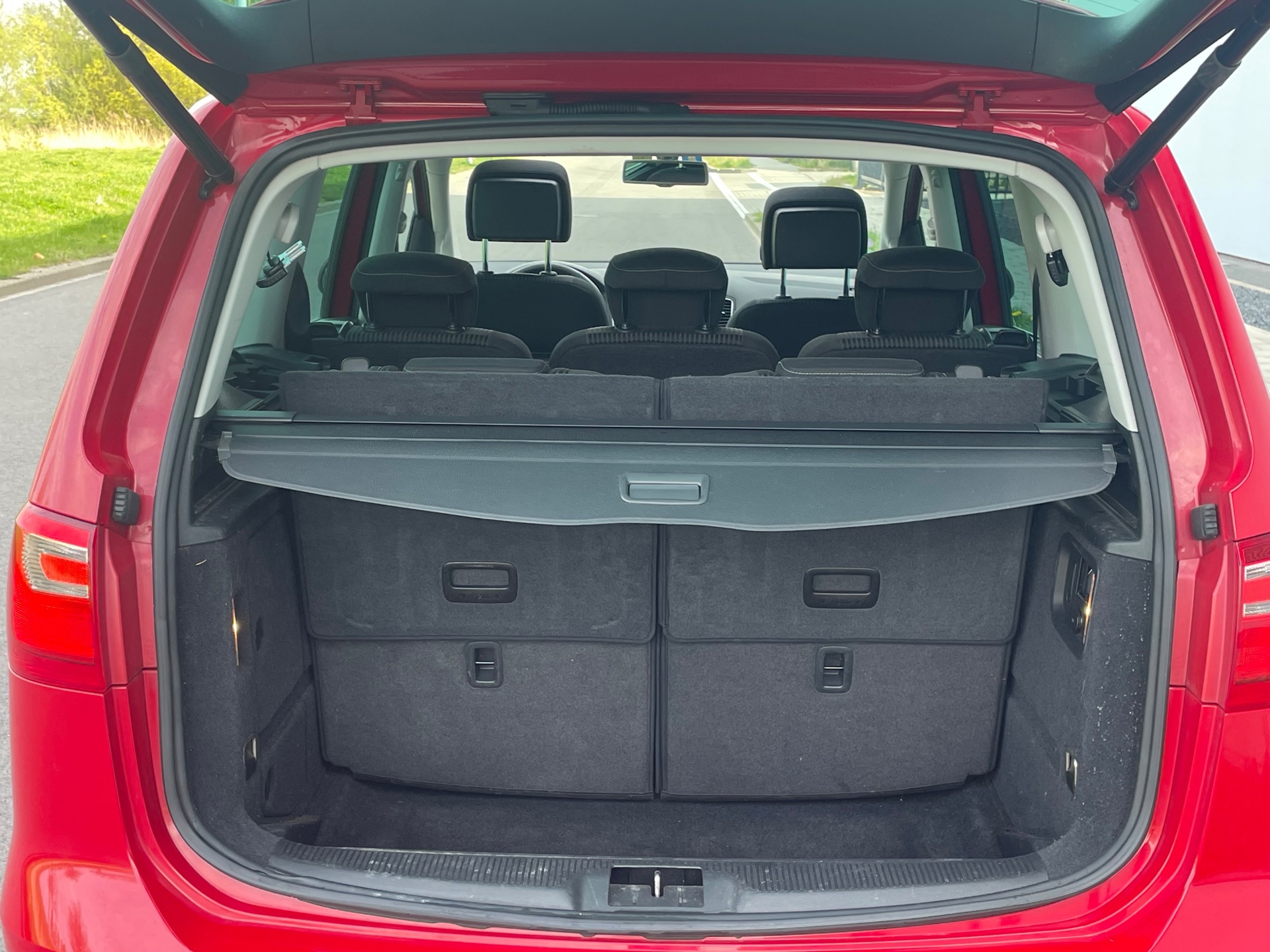 Foto van Seat Alhambra