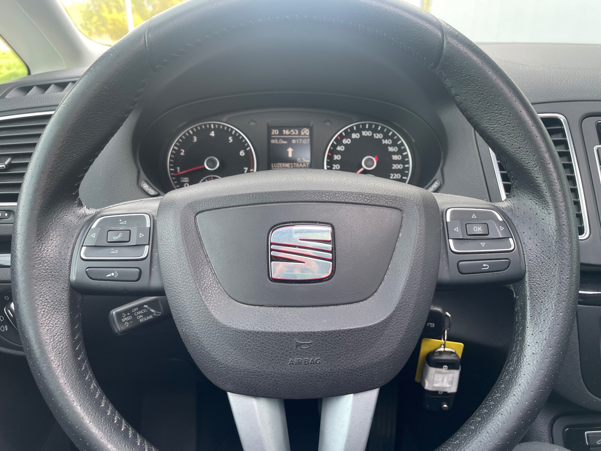 Foto van Seat Alhambra