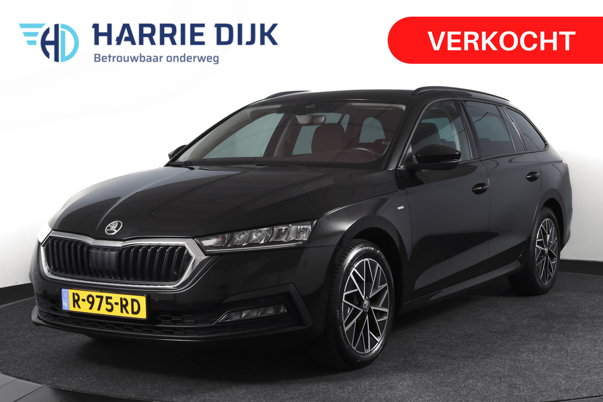 Skoda Octavia 1.5 e-TSI 150 PK Business Edition Plus - Automaat 2022 - voorkant