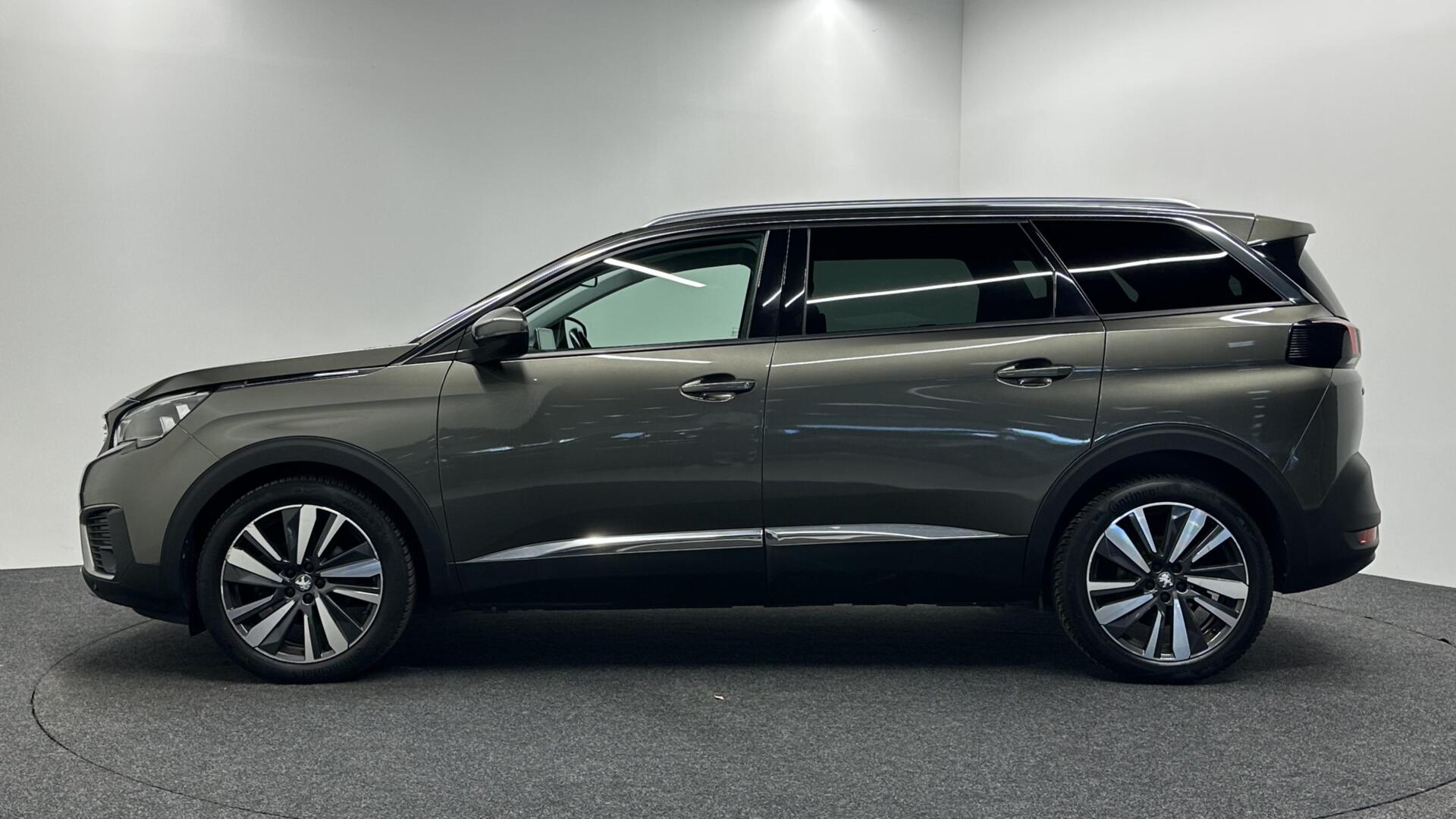 Foto van Peugeot 5008