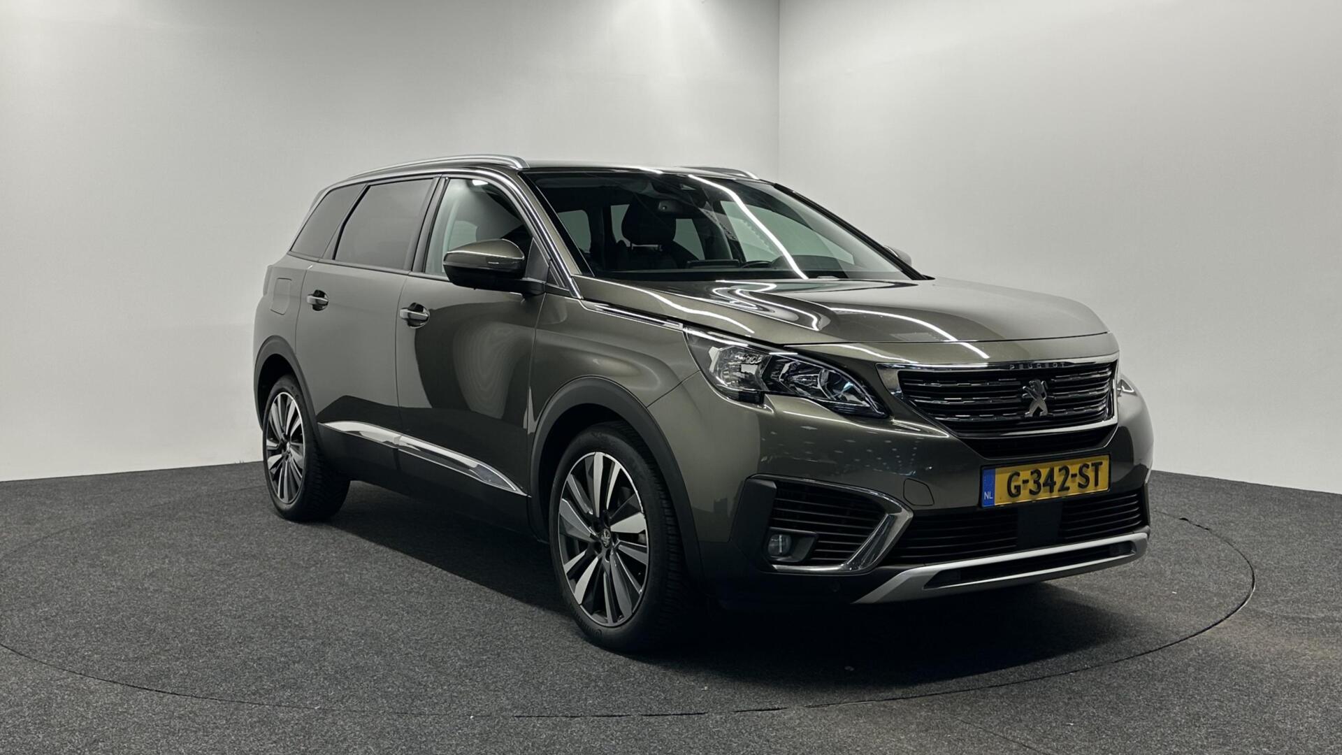 Foto van Peugeot 5008