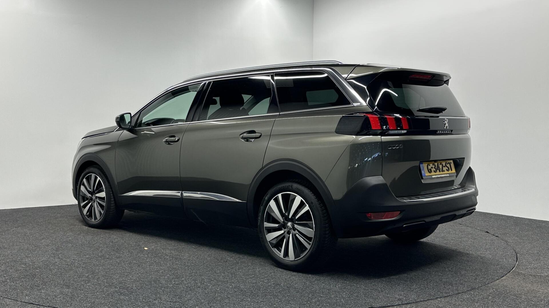 Foto van Peugeot 5008