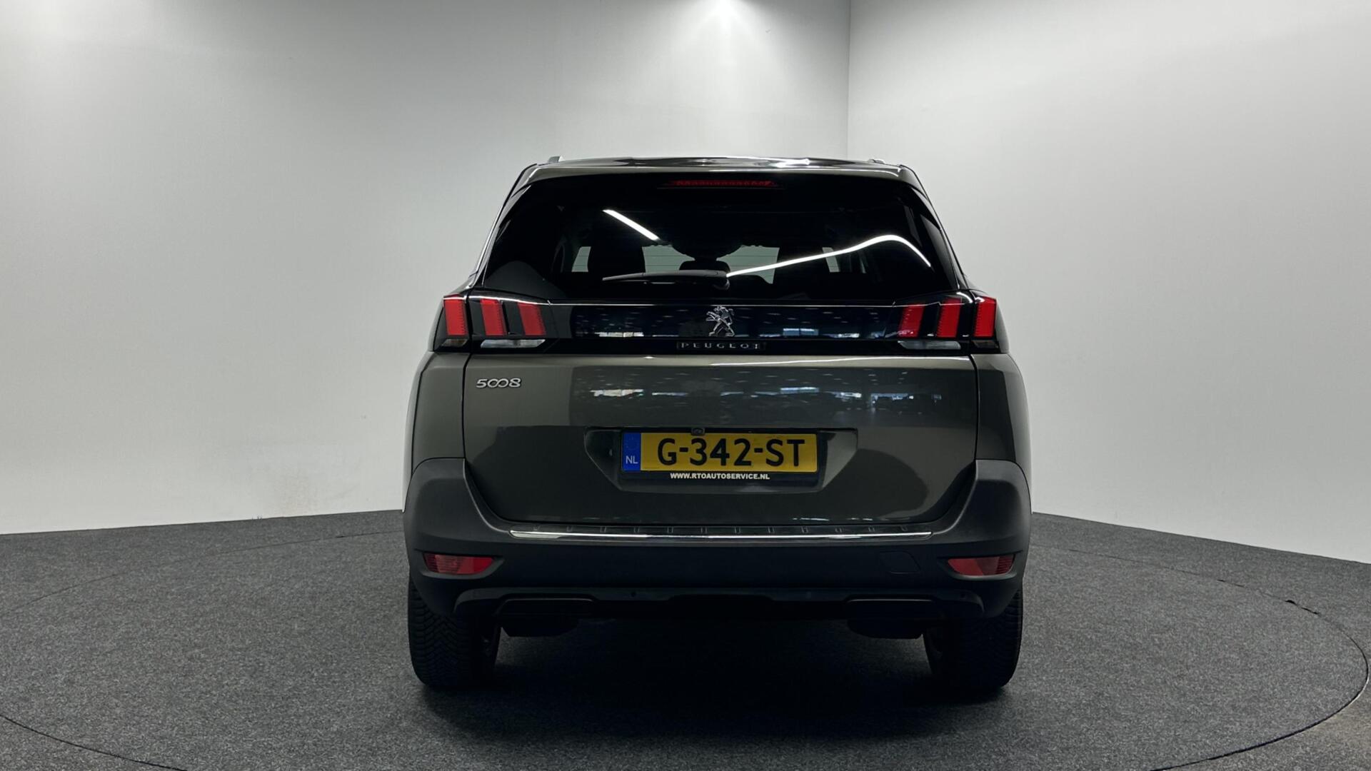 Foto van Peugeot 5008