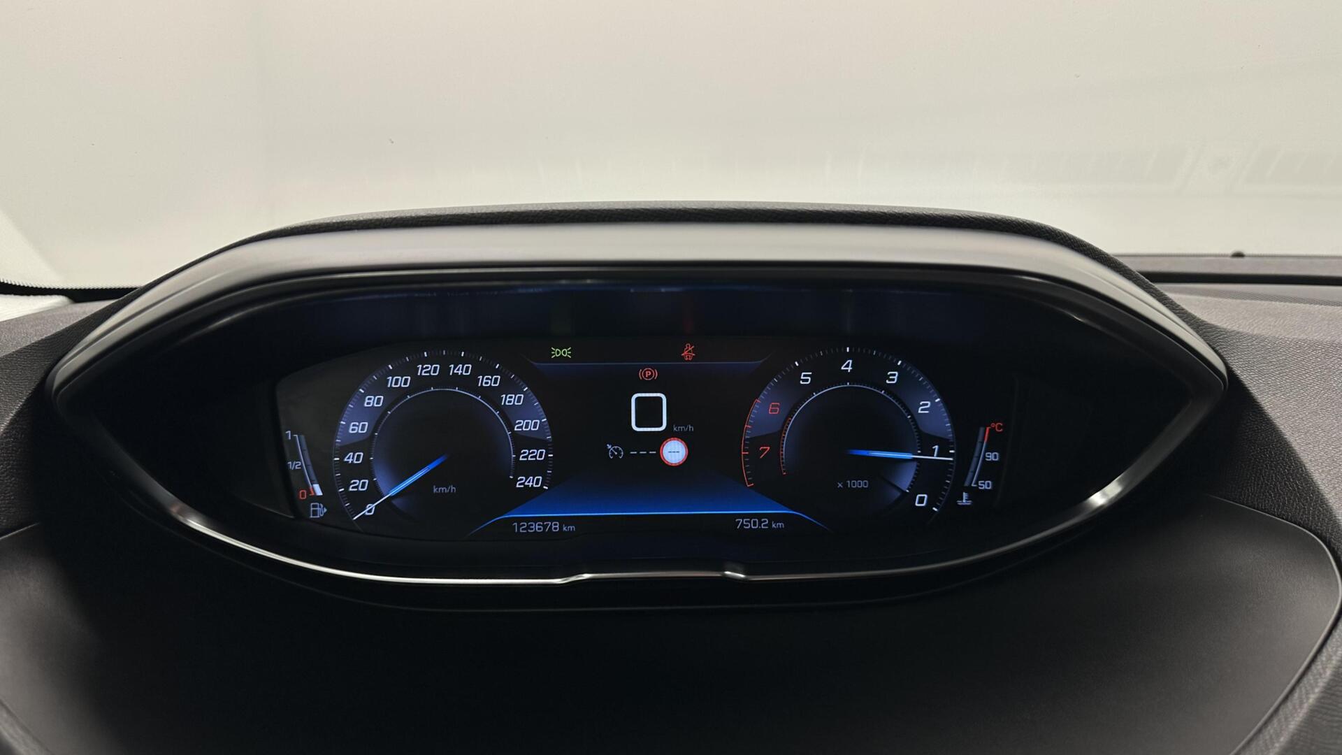 Foto van Peugeot 5008