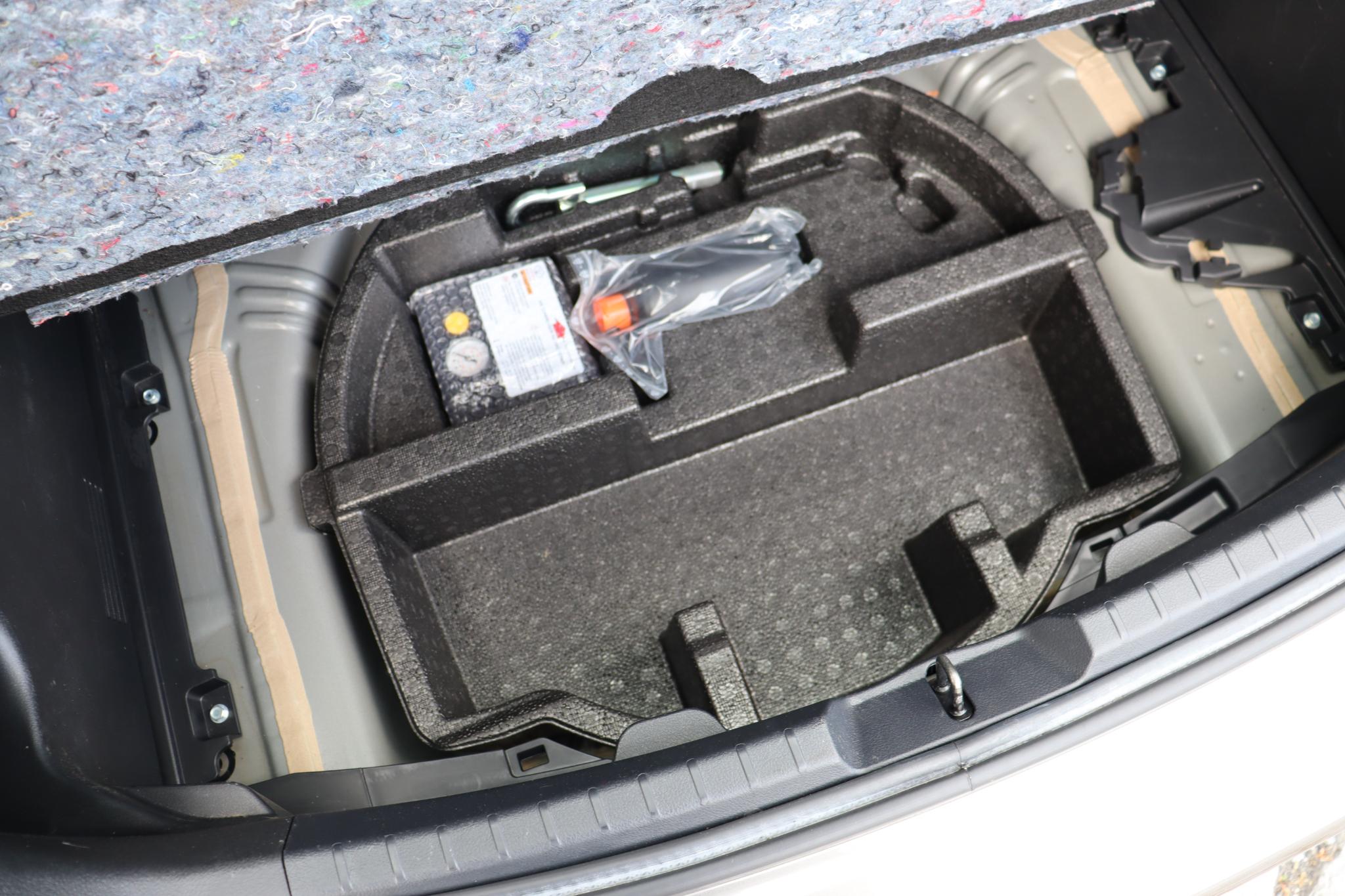 Foto van Toyota Toyota Yaris Hybrid
