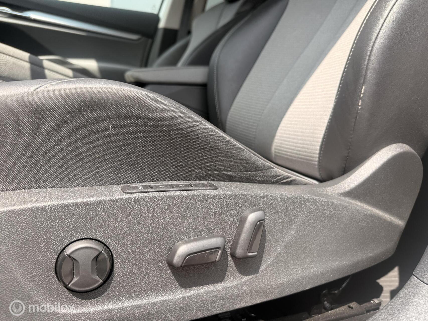 Foto van Skoda Enyaq 80