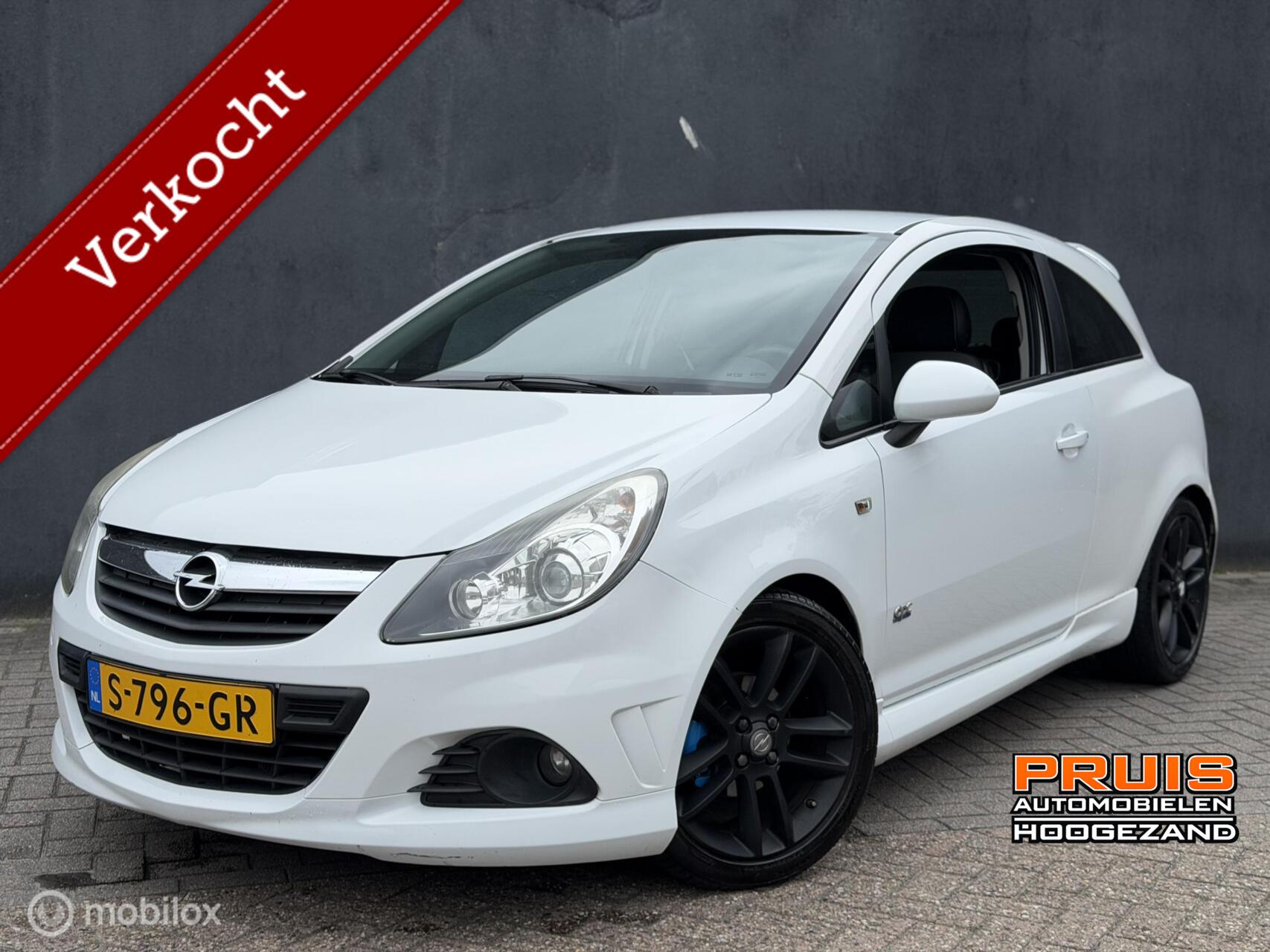 Opel Corsa 1.4-16V White Edition 2009 - voorkant