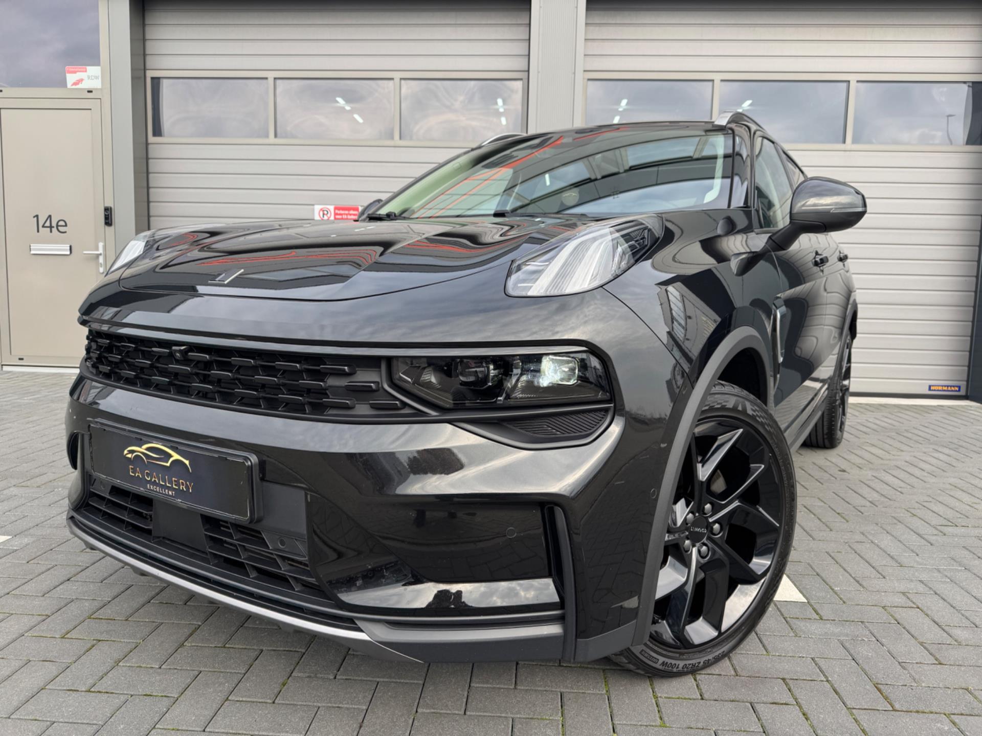 Foto van Lynk&co LYNK & Co 01