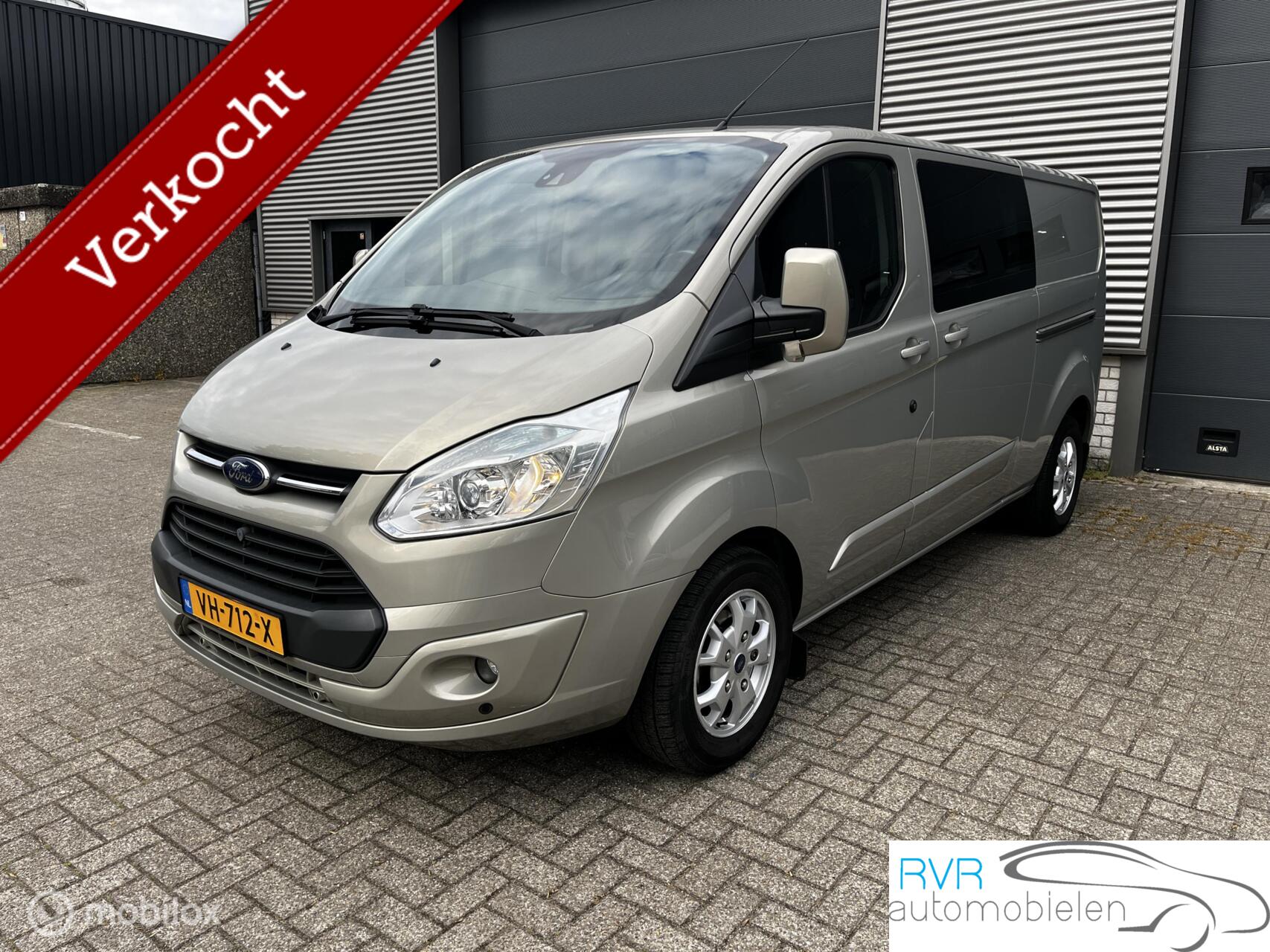 Ford Transit Custom 330 2.2 TDCI L2H1 Limited DC 2014 - voorkant