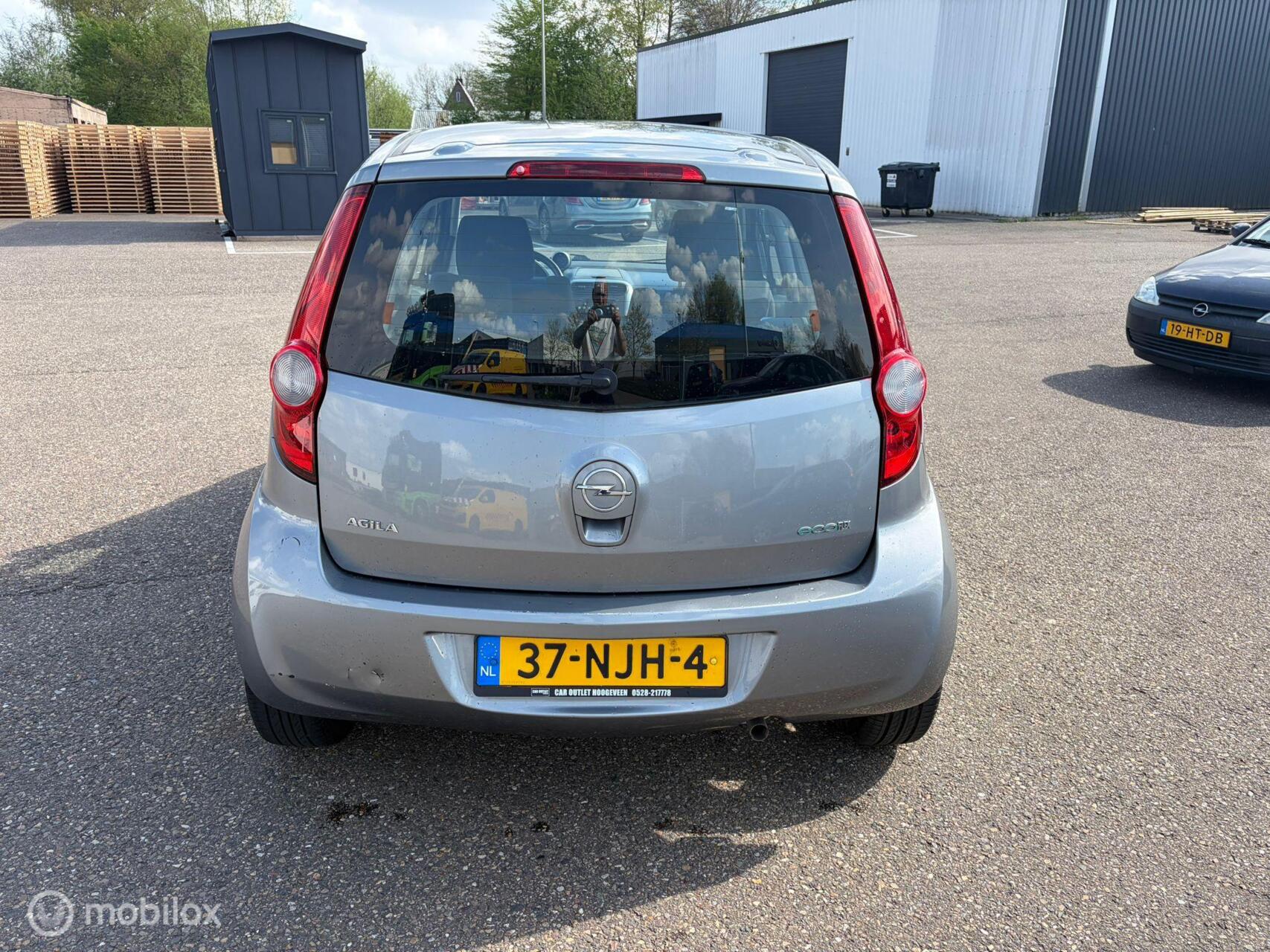 Foto van Opel Agila