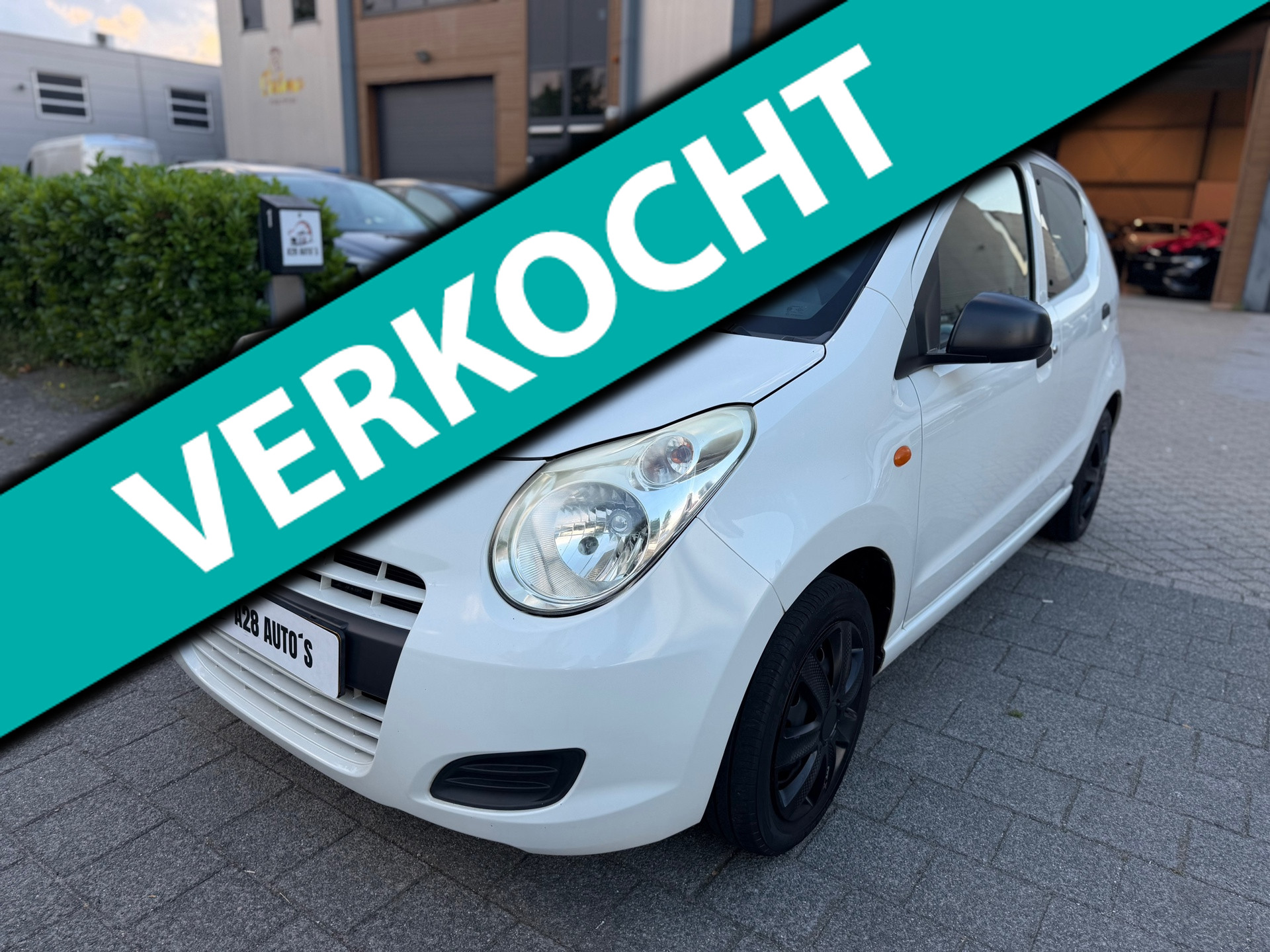 Suzuki Alto 1.0 Comfort Plus | Airco | NAP | Rijklaar 2012 - voorkant