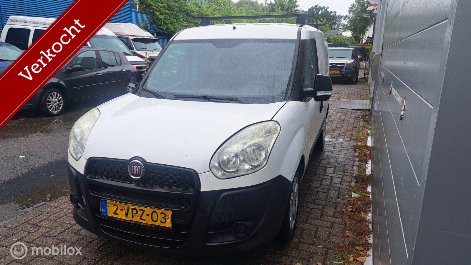 Fiat Fiat Doblo 1.3 MultiJet SX 2011 - voorkant