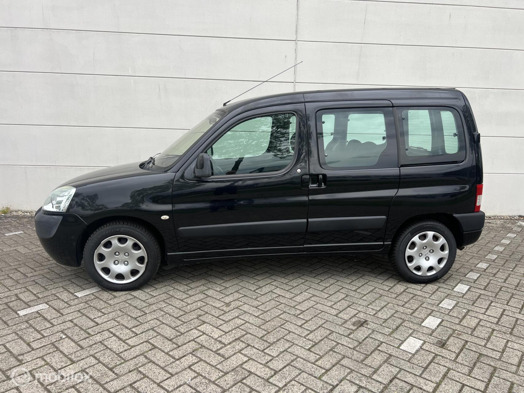 Foto van Peugeot Partner