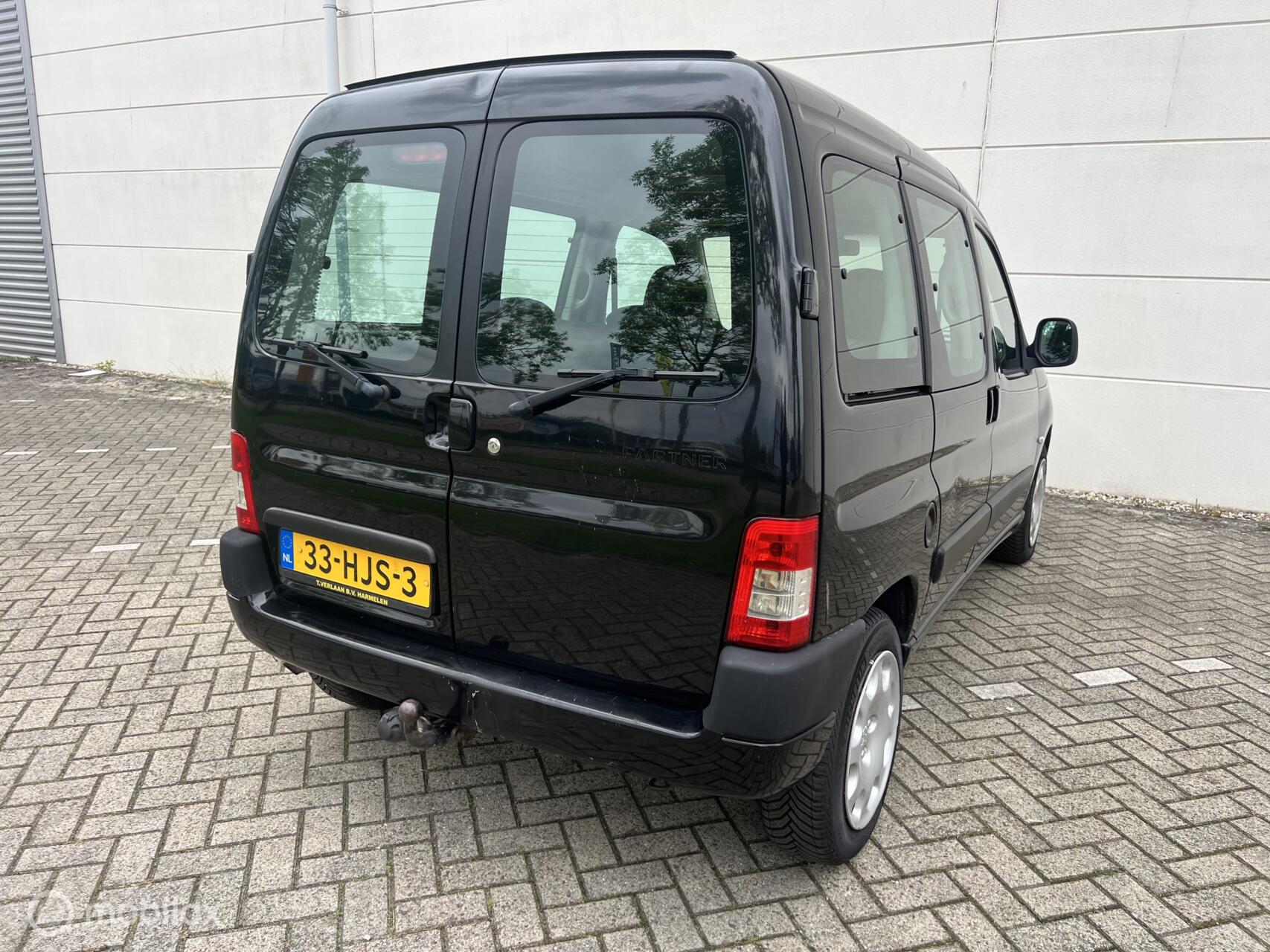 Foto van Peugeot Partner