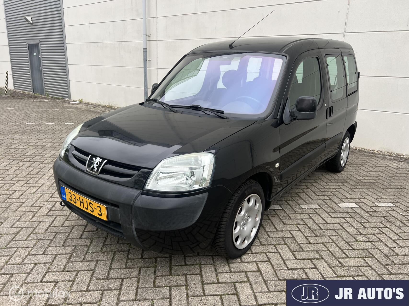 Foto van Peugeot Partner