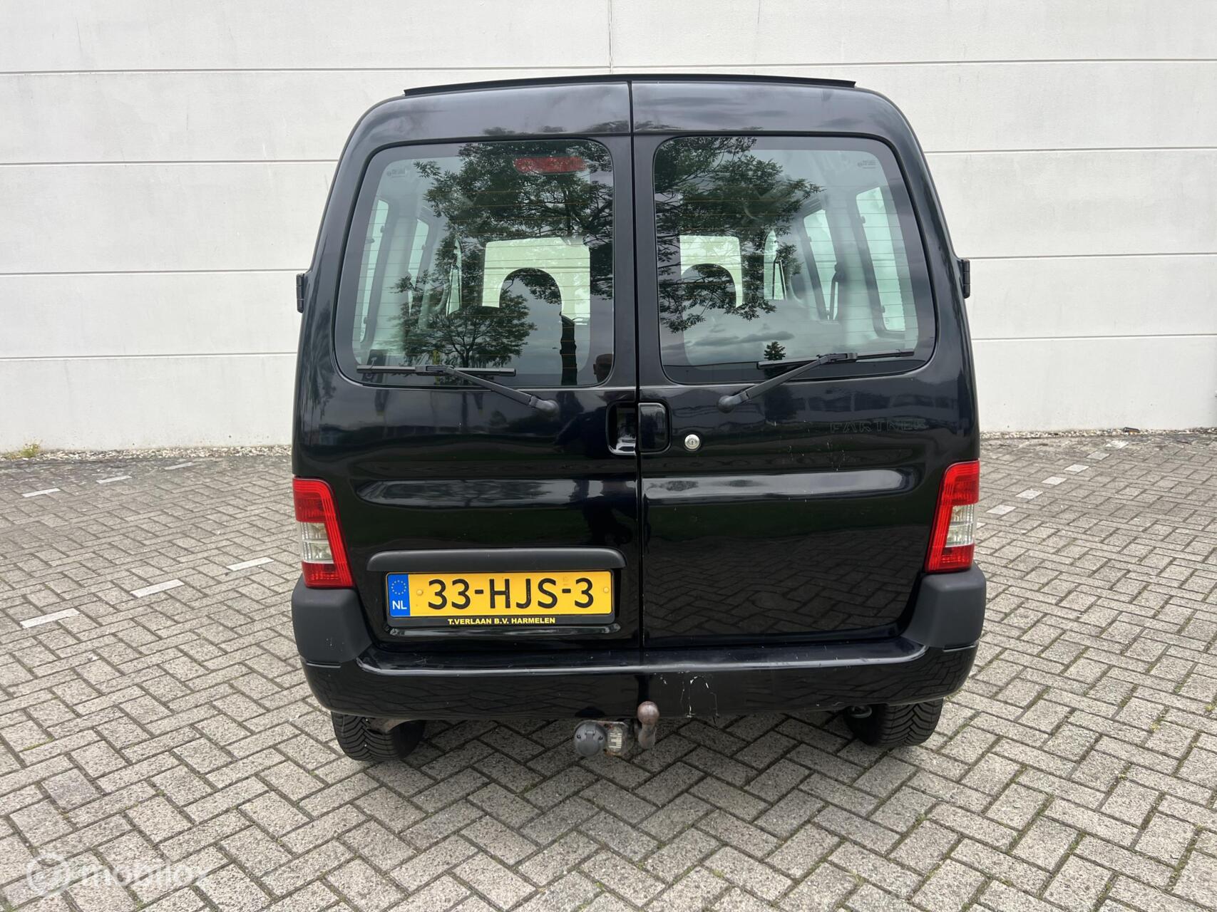 Foto van Peugeot Partner