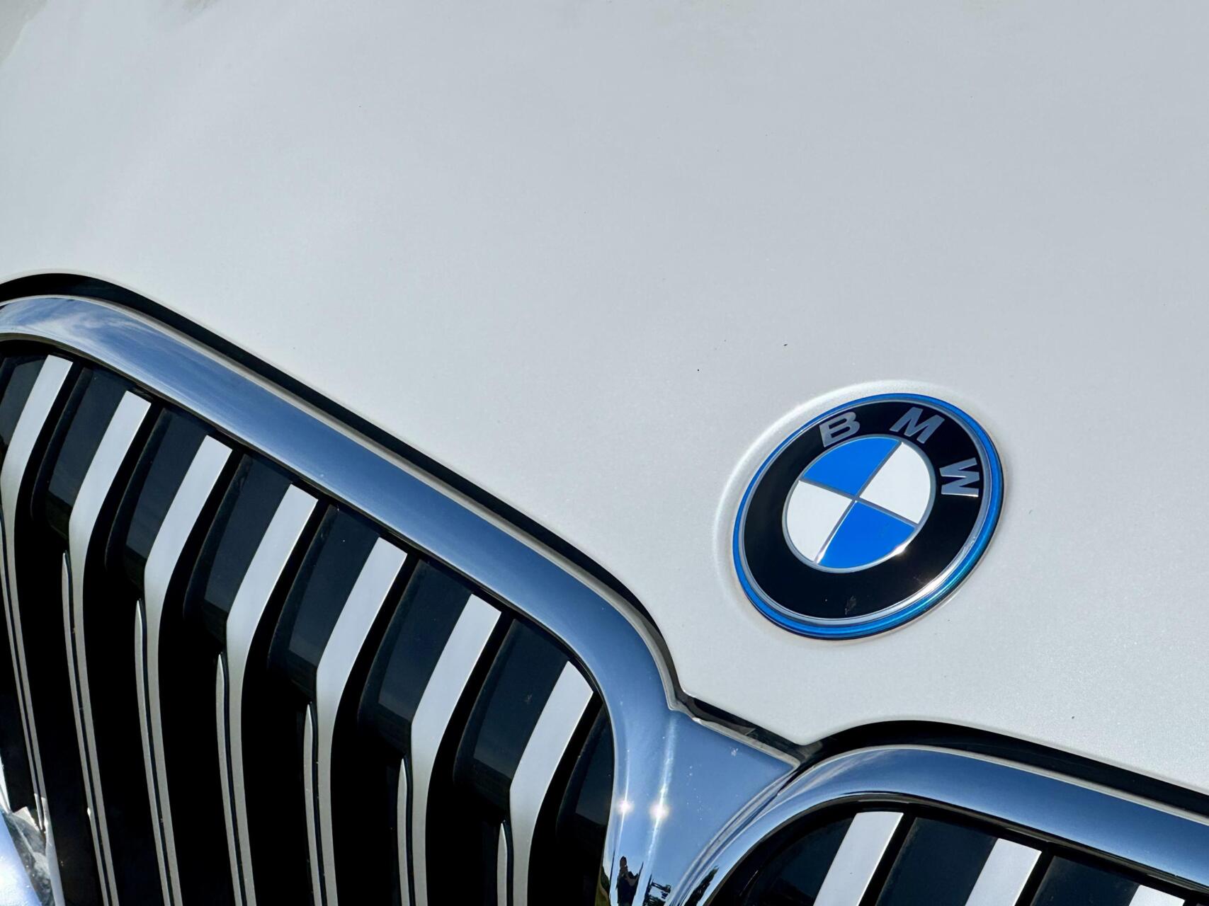 Foto van BMW 745e