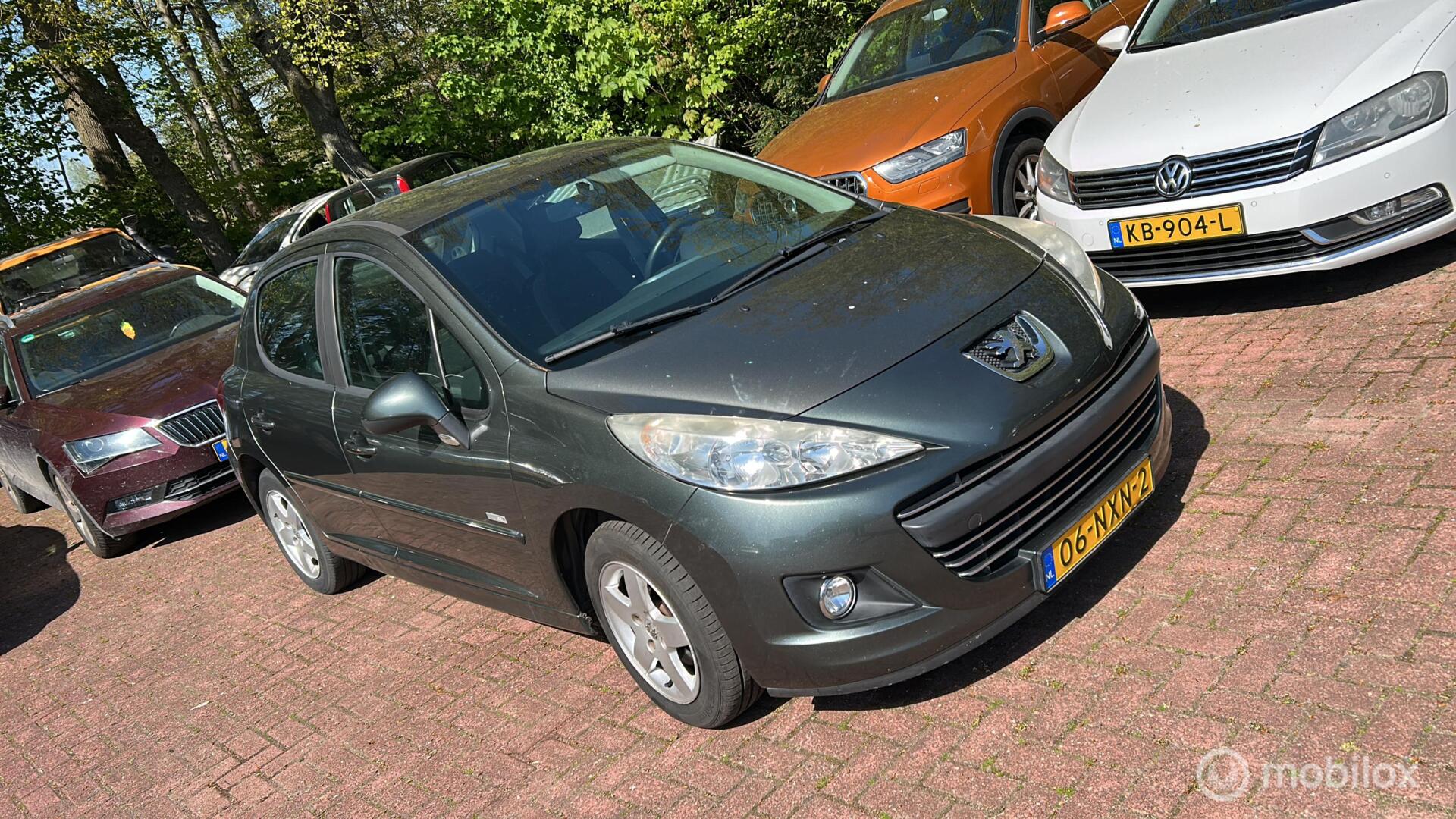 Peugeot 207 1.4 VTi Millesim 200 | Airco | Lmv | Cruise | 2010 - voorkant