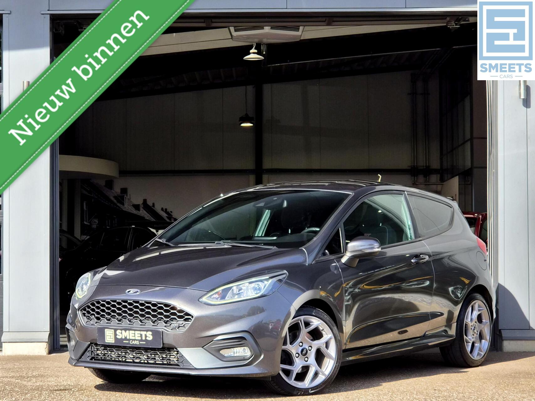 Ford Fiesta ST EcoBoost 200PK Performance |B&O|Recaro|Navi 2019 - voorkant