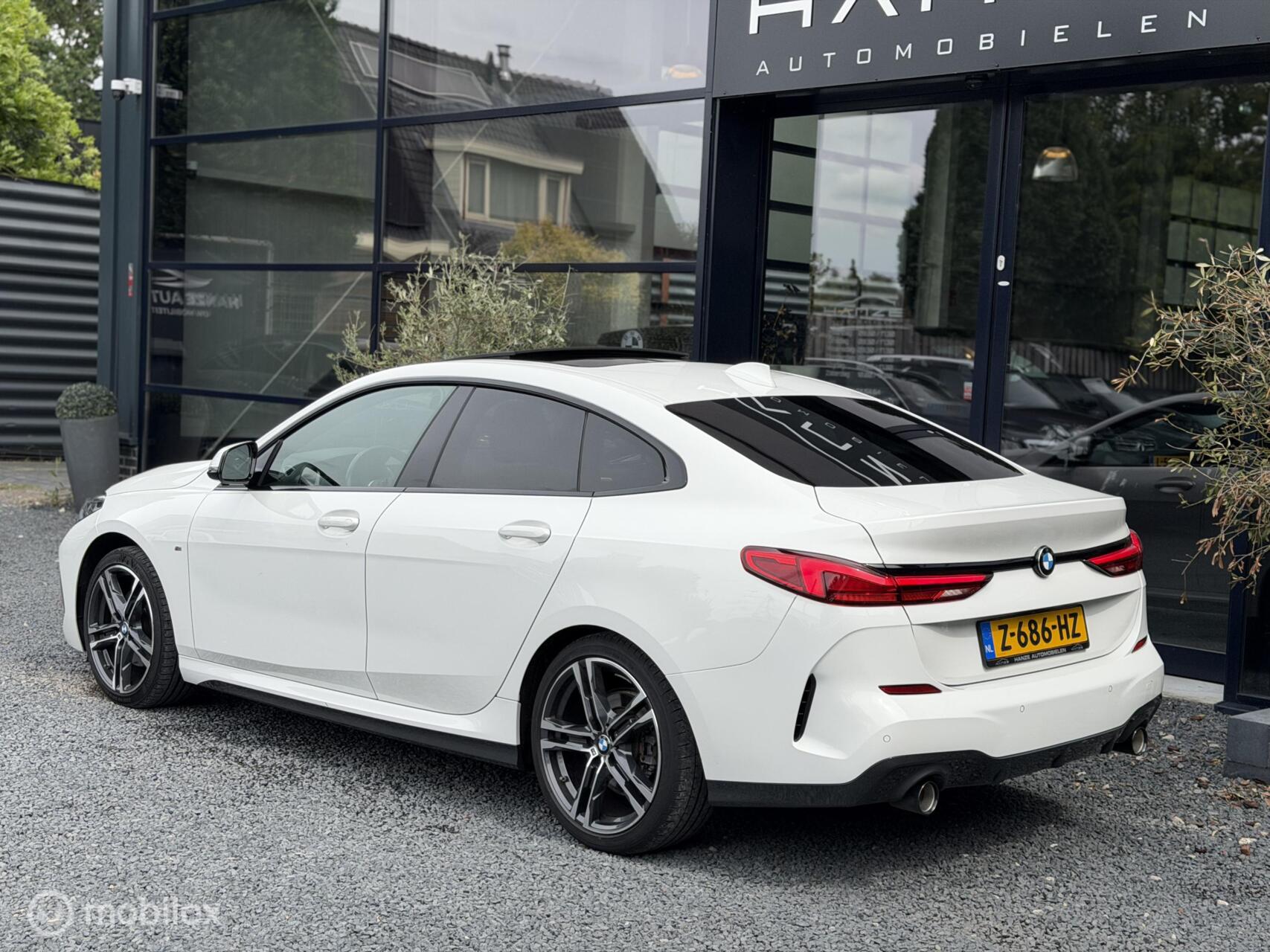 Foto van BMW 218d