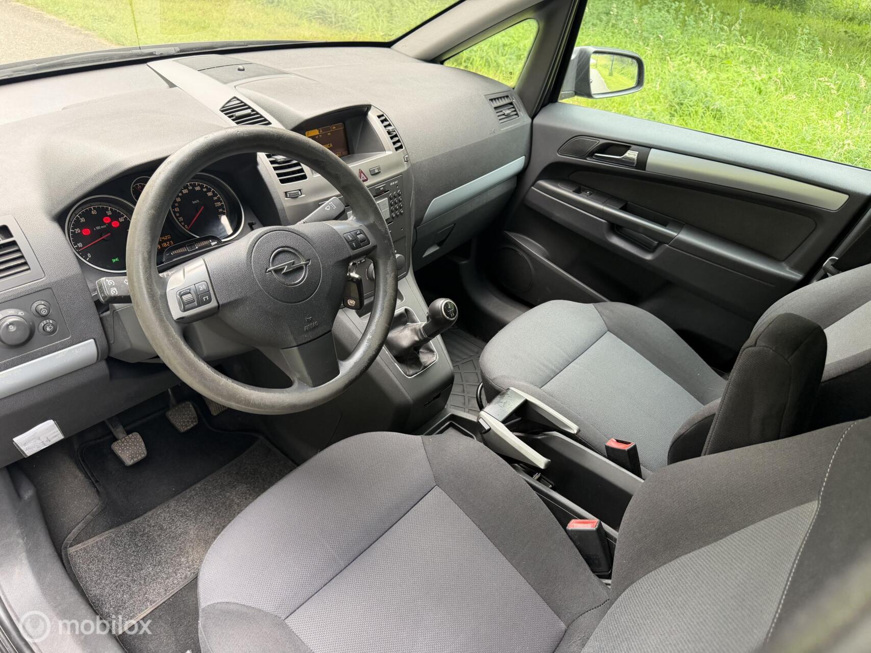 Foto van Opel Zafira