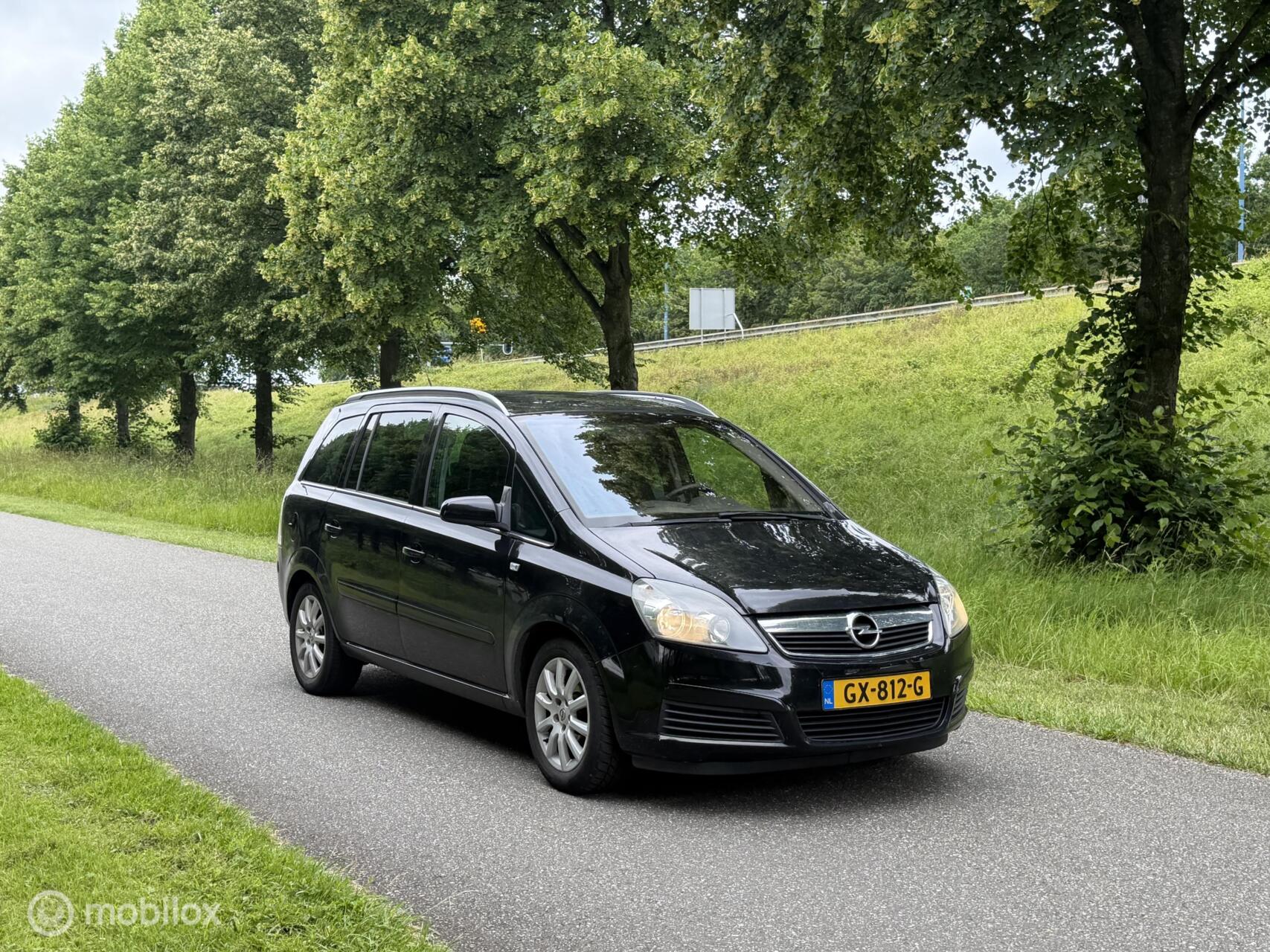Foto van Opel Zafira