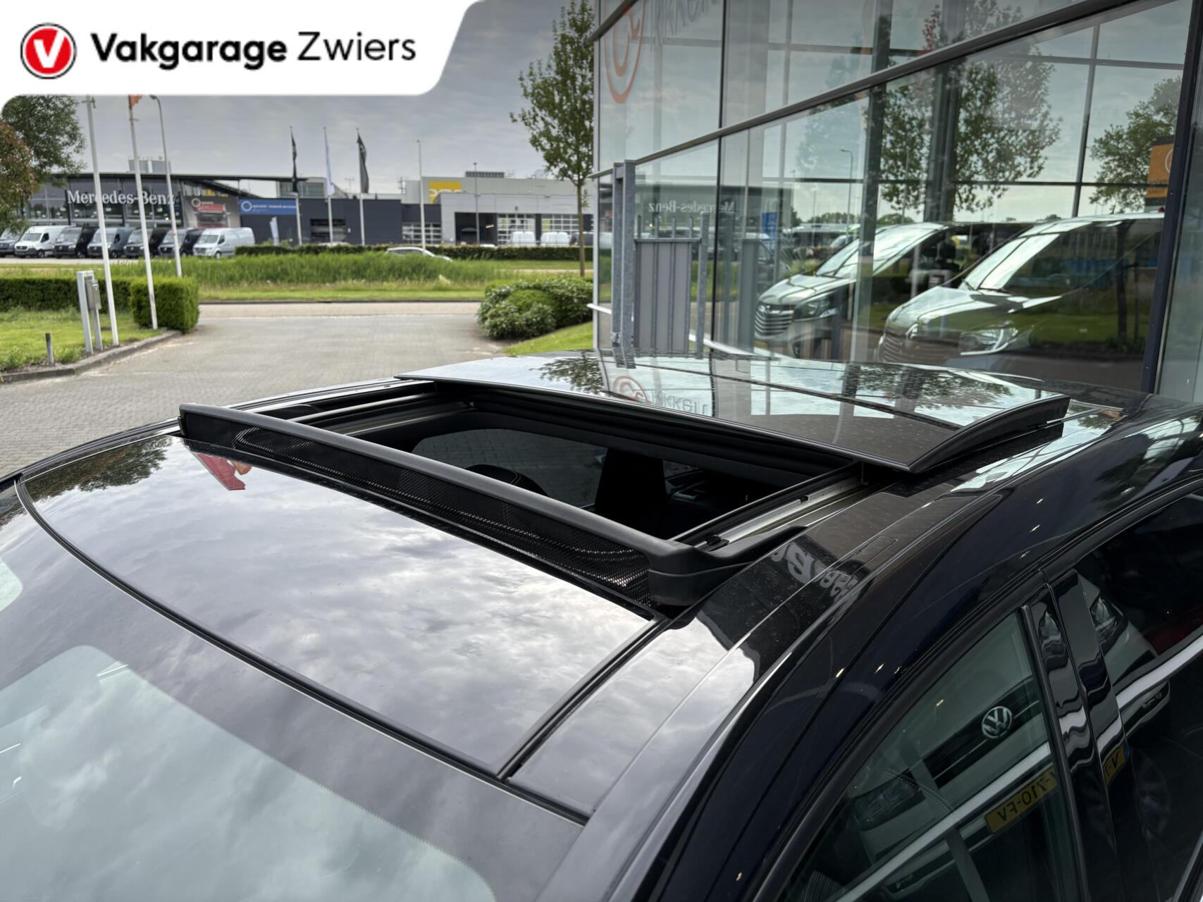 Foto van Mercedes-Benz B 180