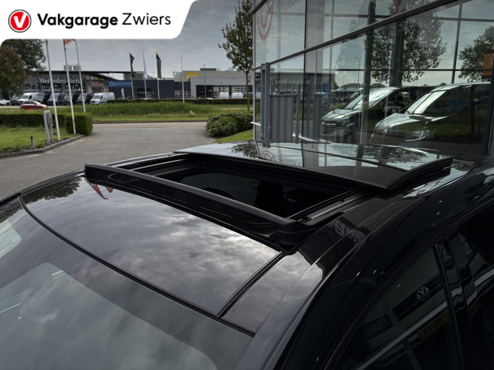 Foto van Mercedes-Benz B 180