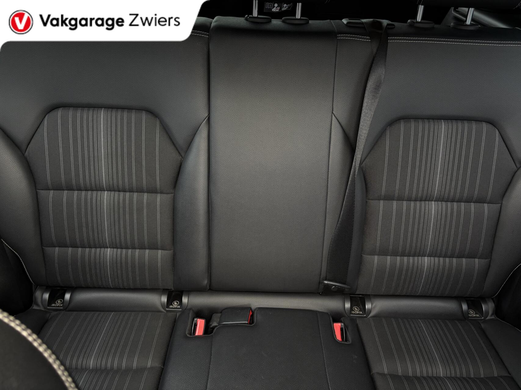 Foto van Mercedes-Benz B 180