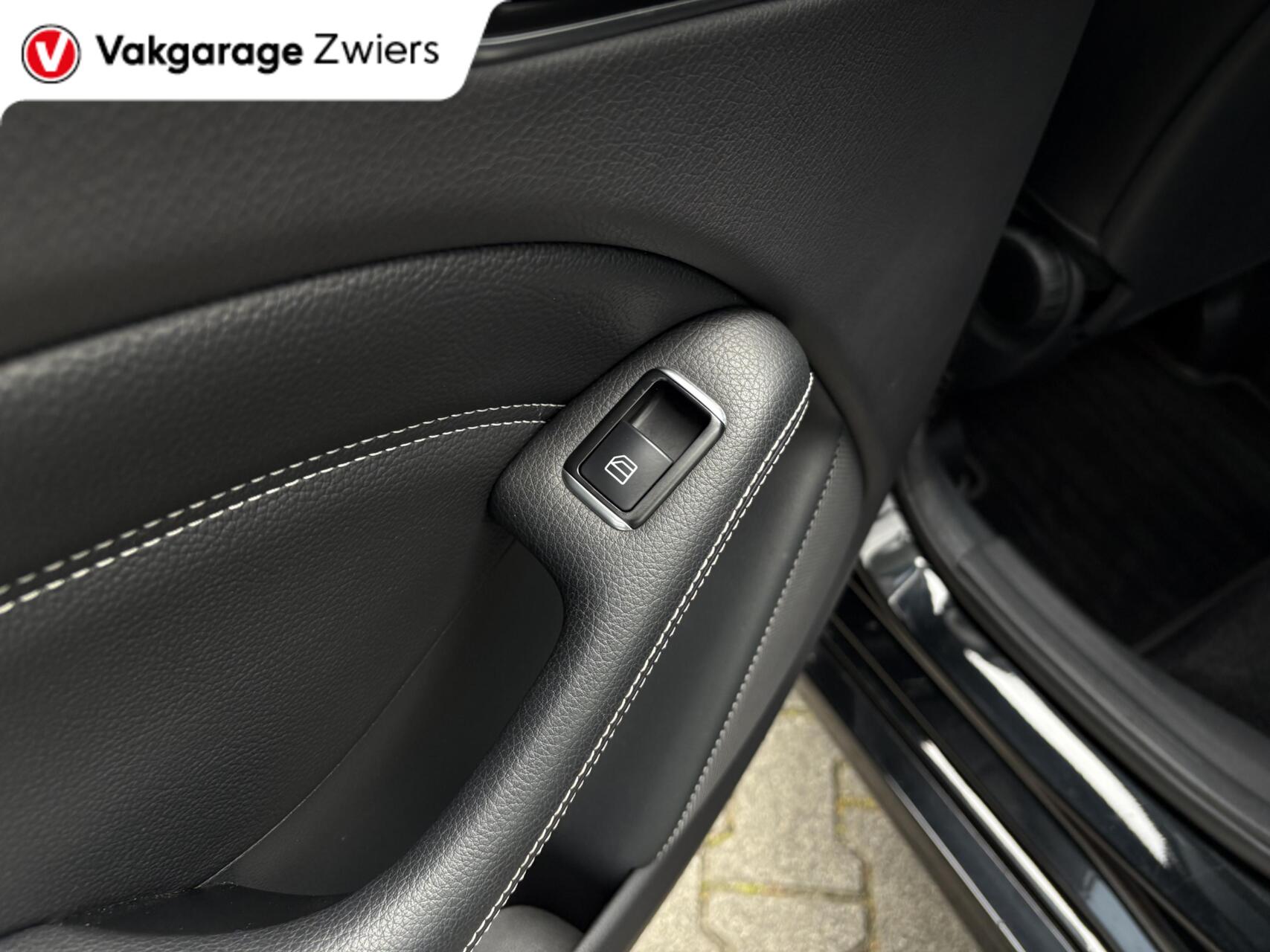 Foto van Mercedes-Benz B 180