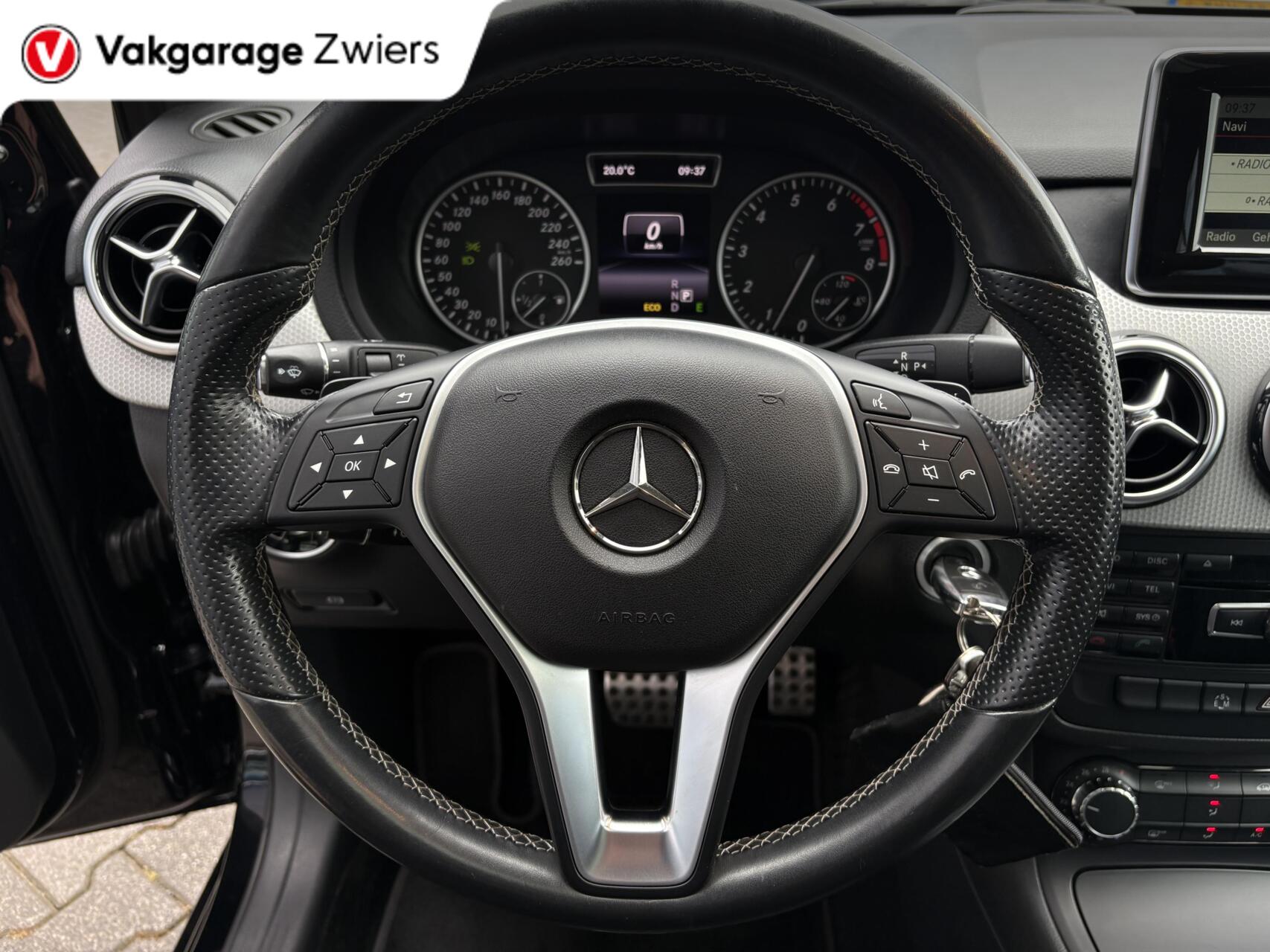 Foto van Mercedes-Benz B 180