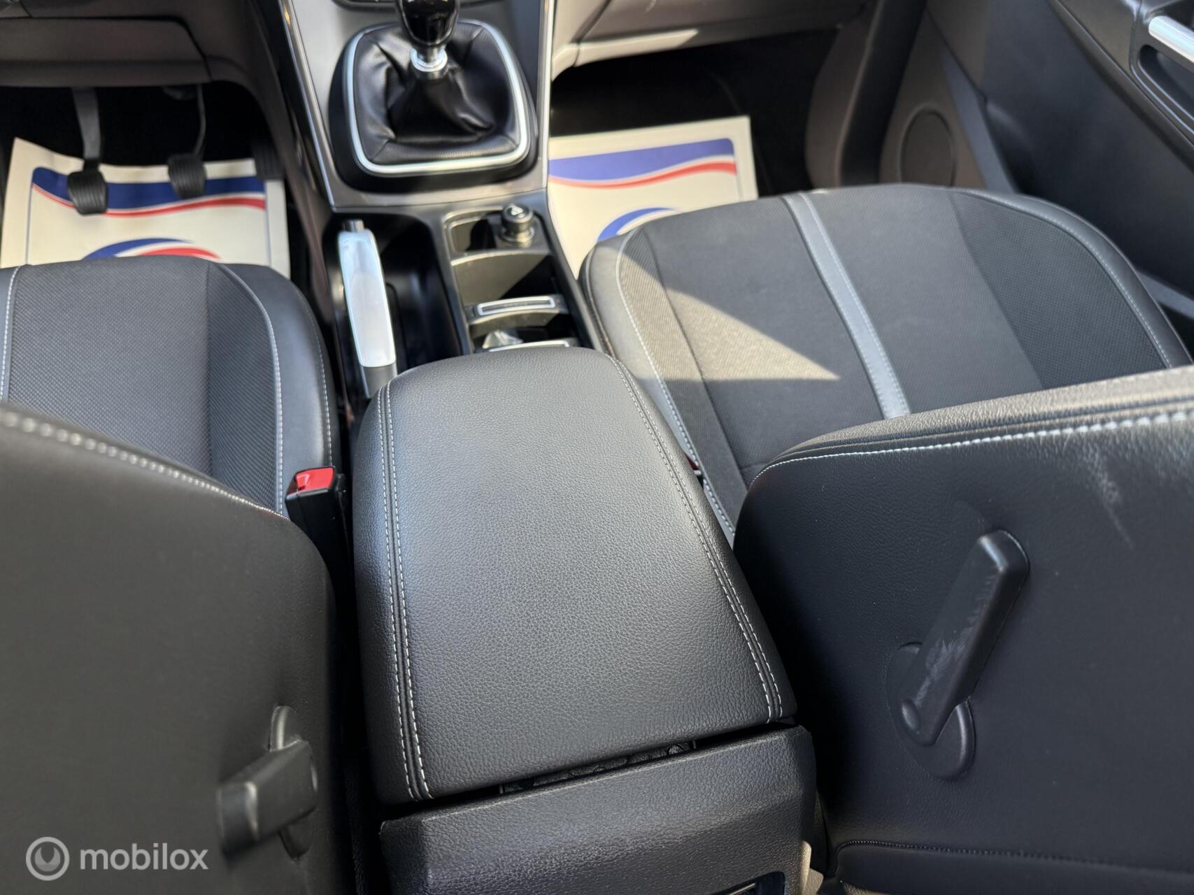 Foto van Ford C-max