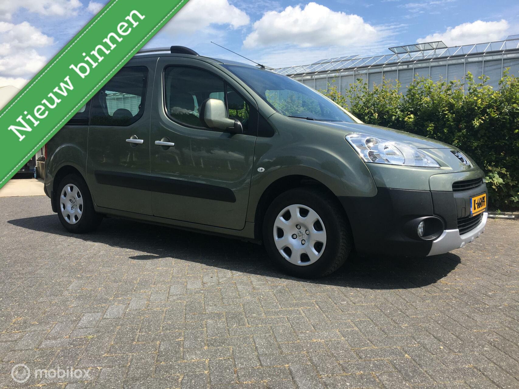 Peugeot Partner Tepee 1.6 XR 2011 - voorkant
