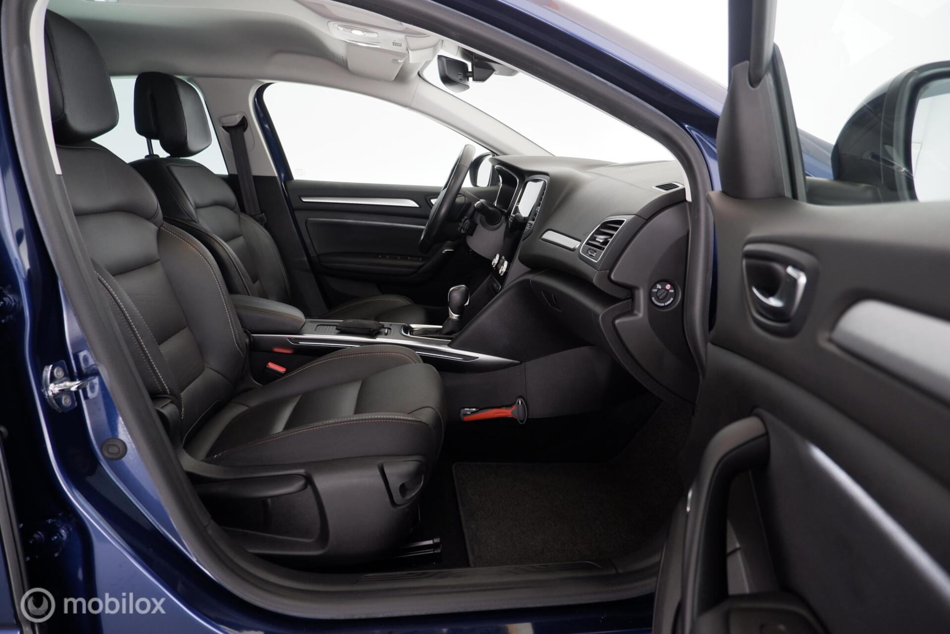 Foto van Renault Megane E-tech Plug-in Hybrid