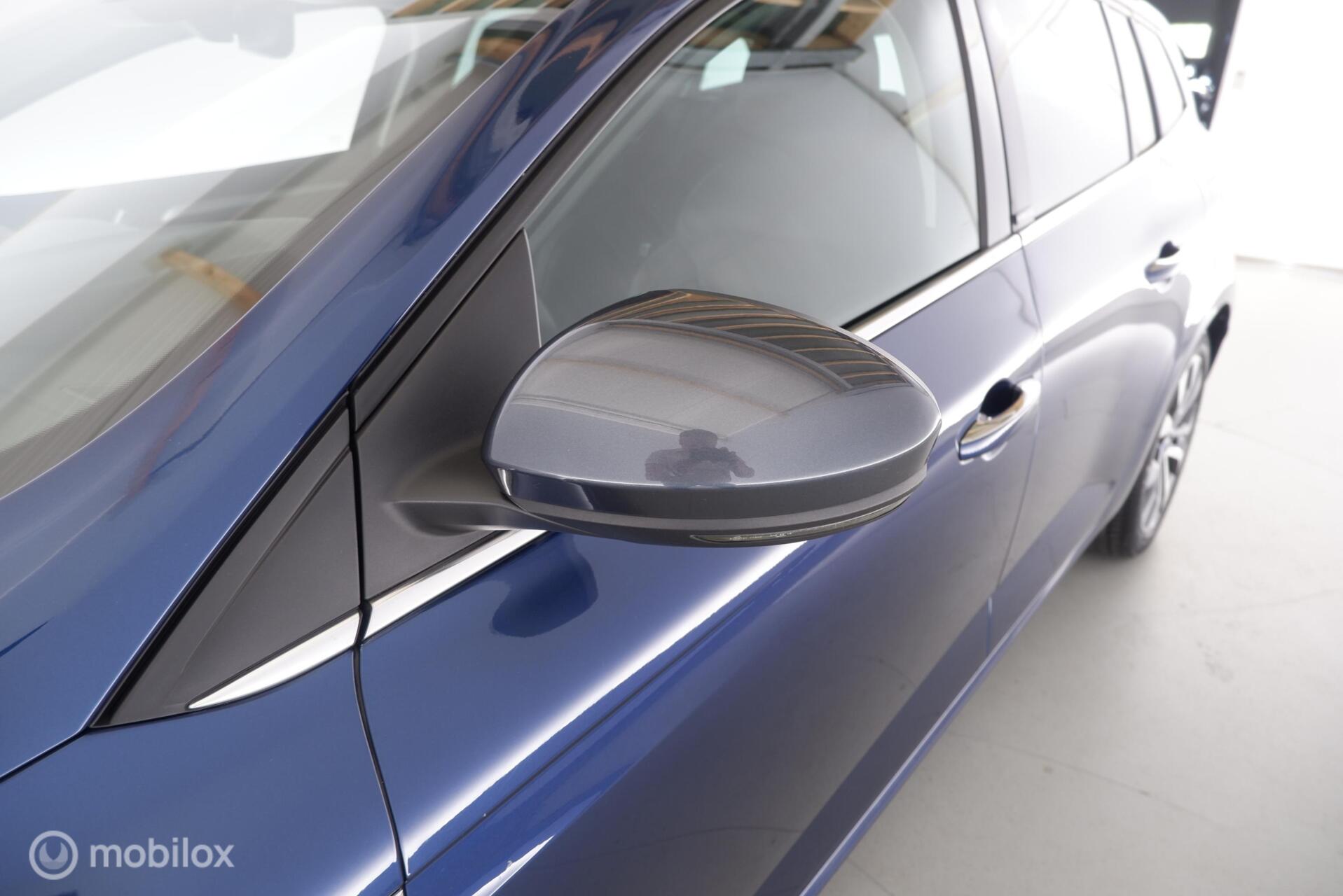 Foto van Renault Megane E-tech Plug-in Hybrid