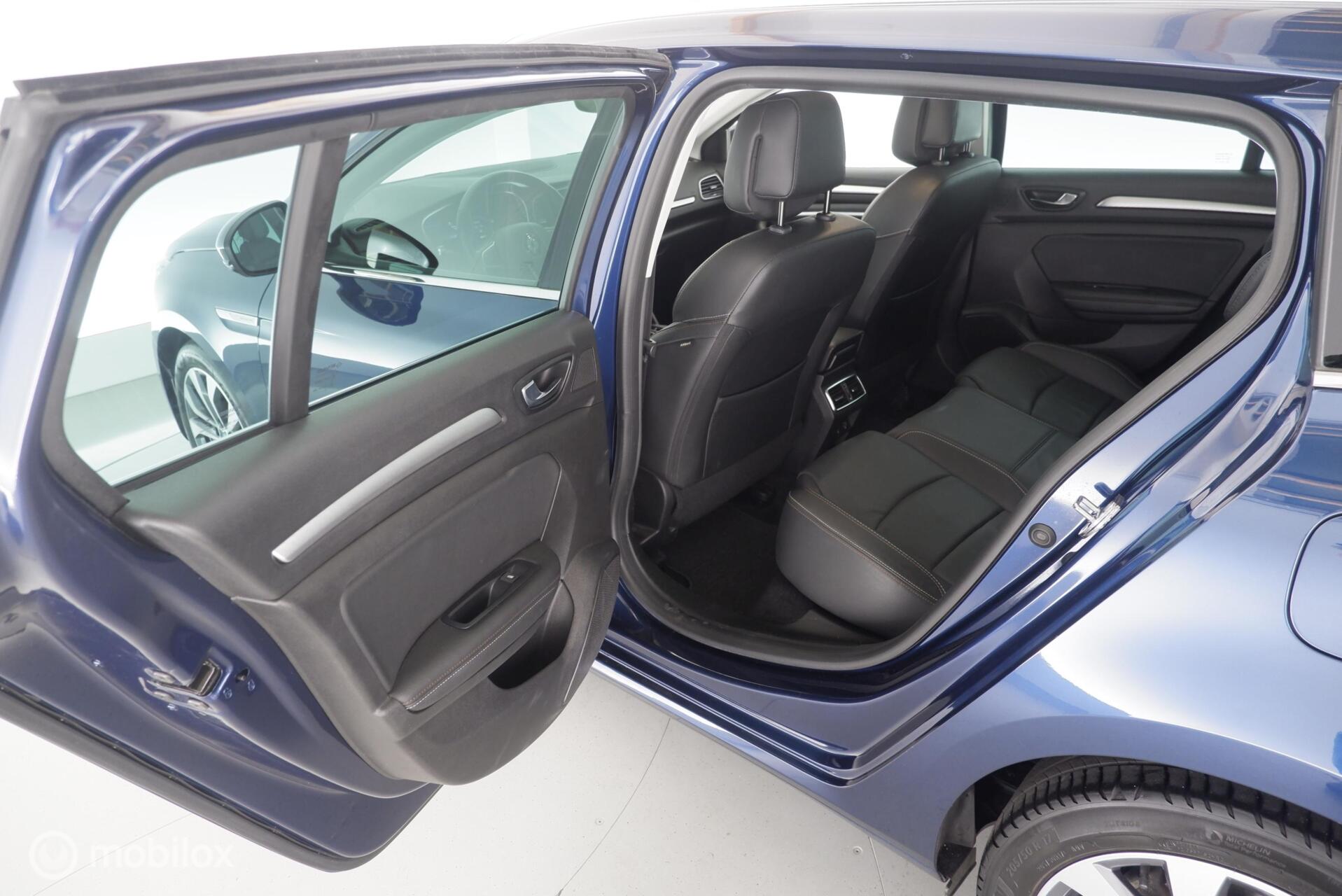 Foto van Renault Megane E-tech Plug-in Hybrid