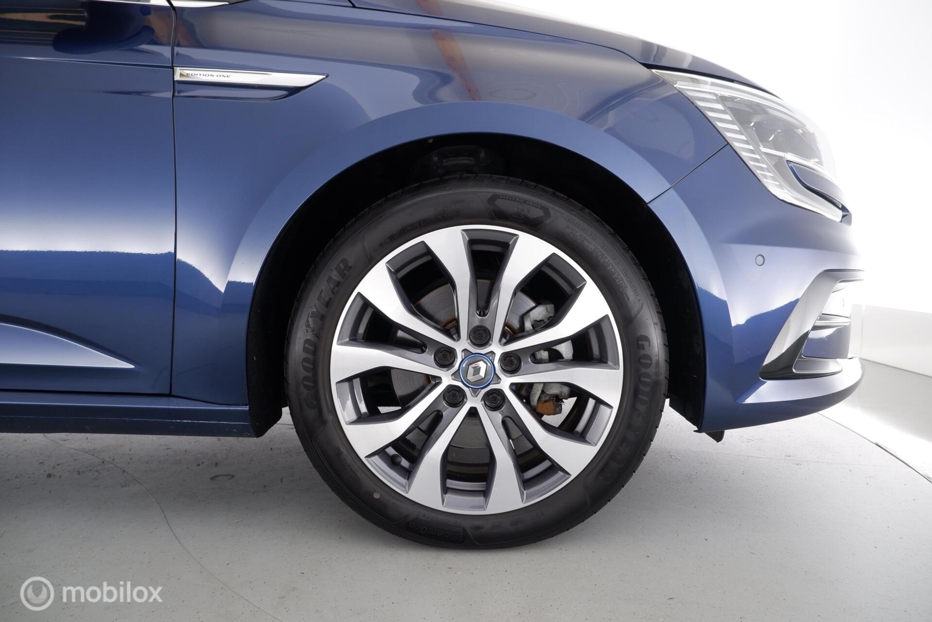 Foto van Renault Megane E-tech Plug-in Hybrid