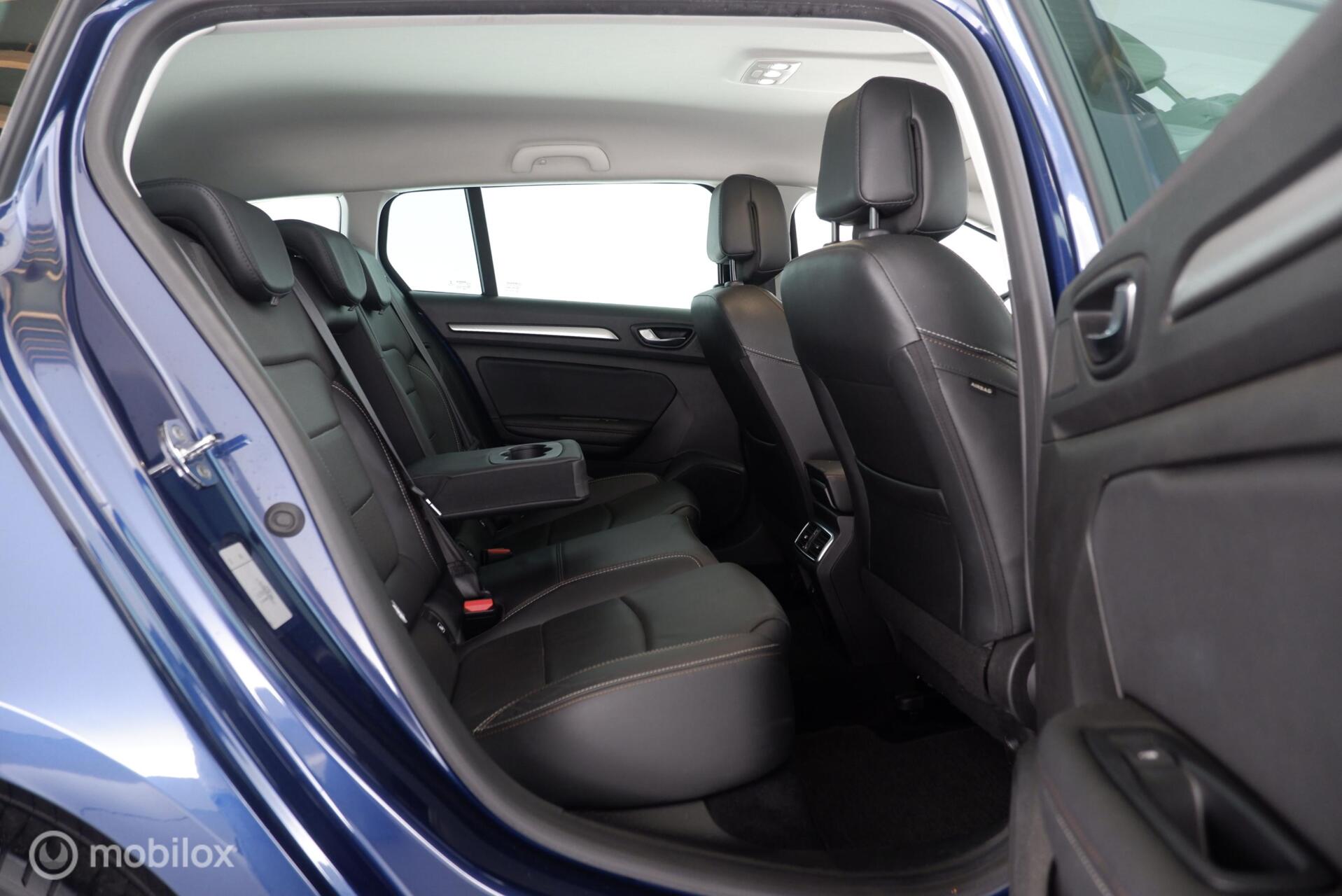 Foto van Renault Megane E-tech Plug-in Hybrid