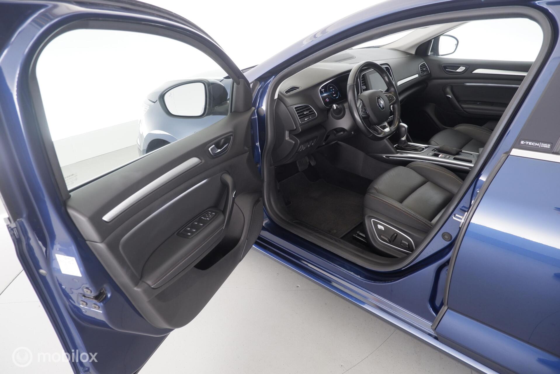 Foto van Renault Megane E-tech Plug-in Hybrid