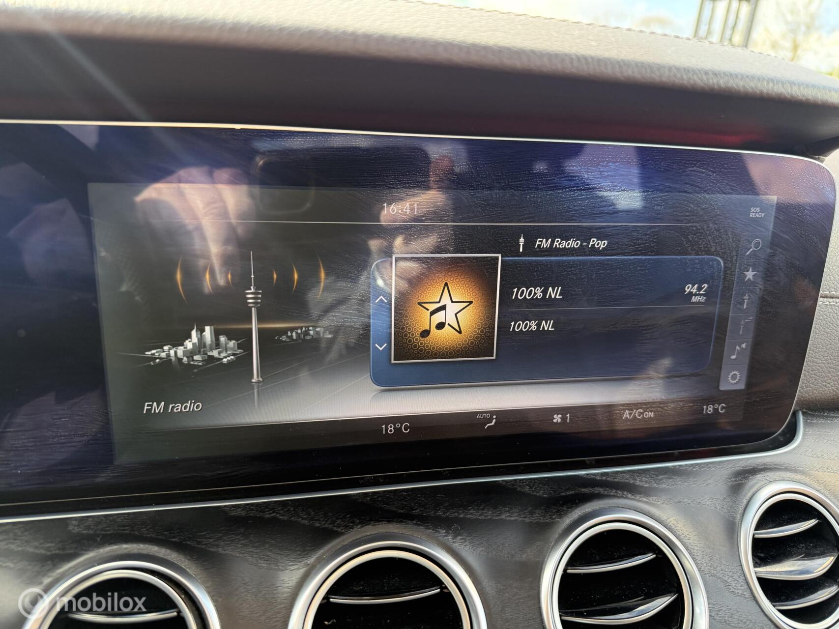 Foto van Mercedes-Benz E 220 D