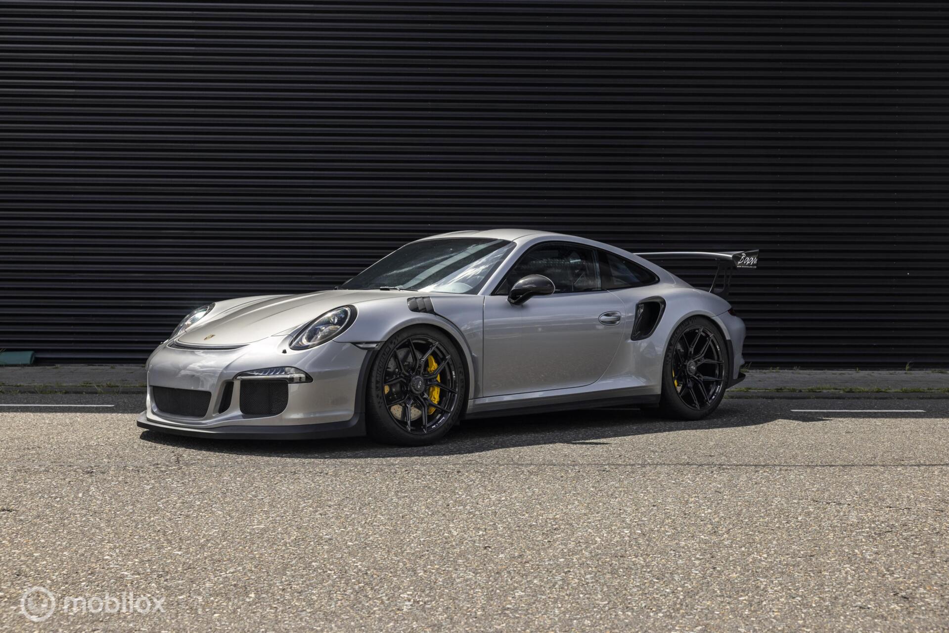 Foto van PORSCHE 911 GT3 RS