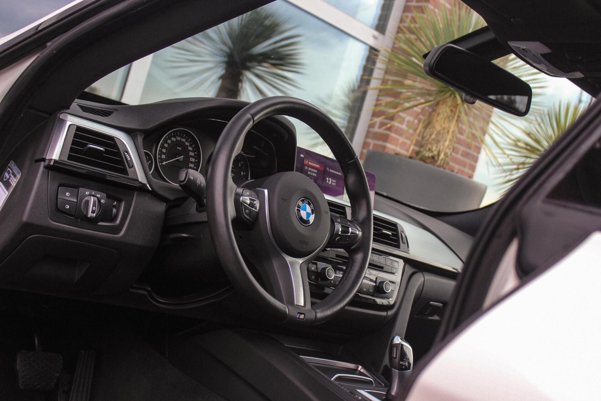 Foto van BMW 320i