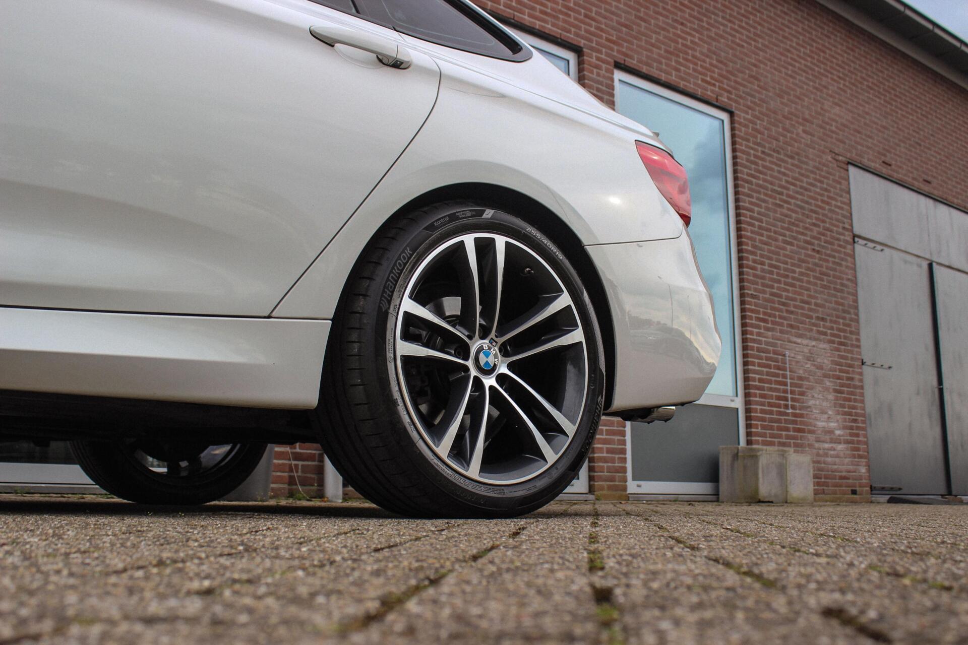 Foto van BMW 320i