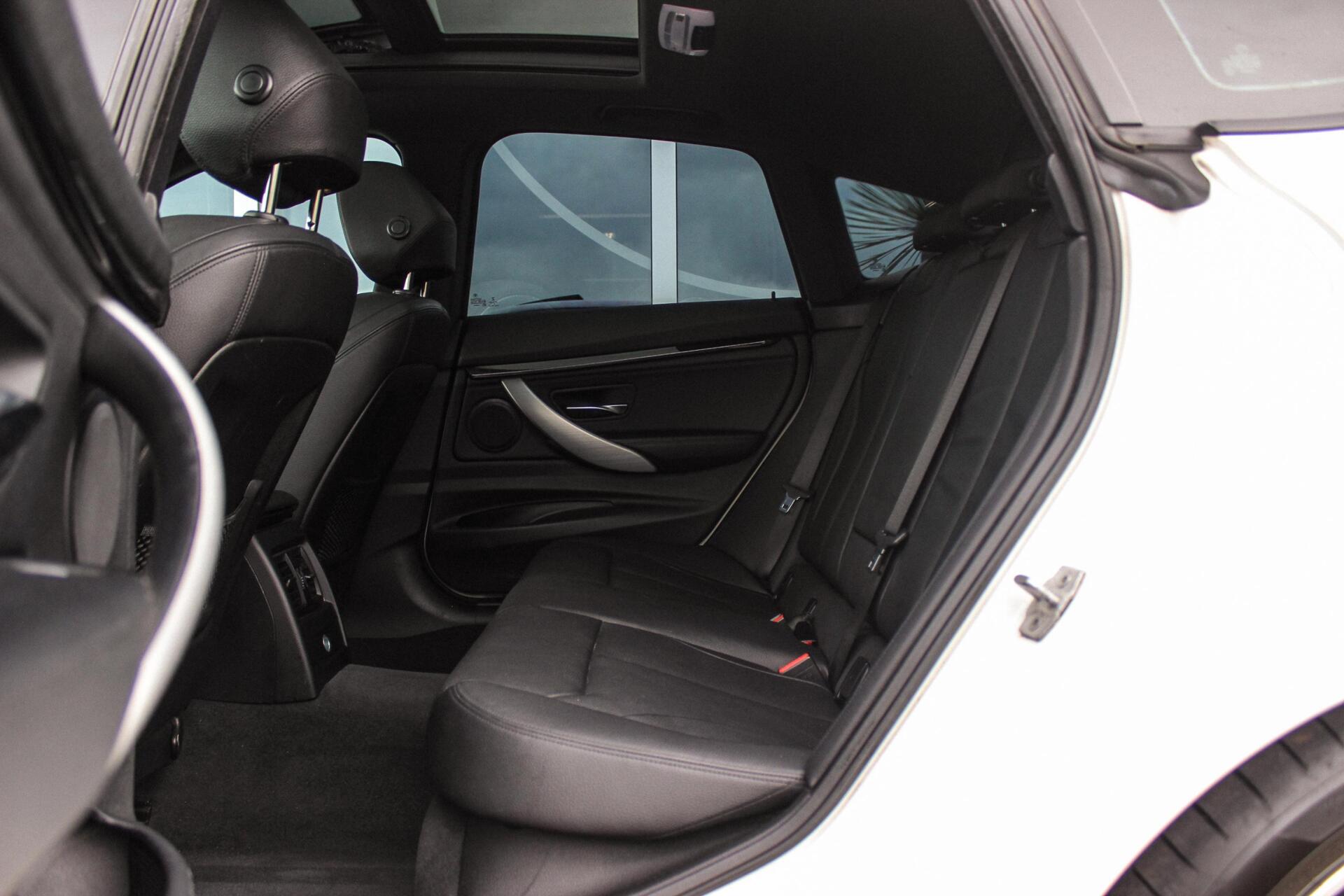 Foto van BMW 320i