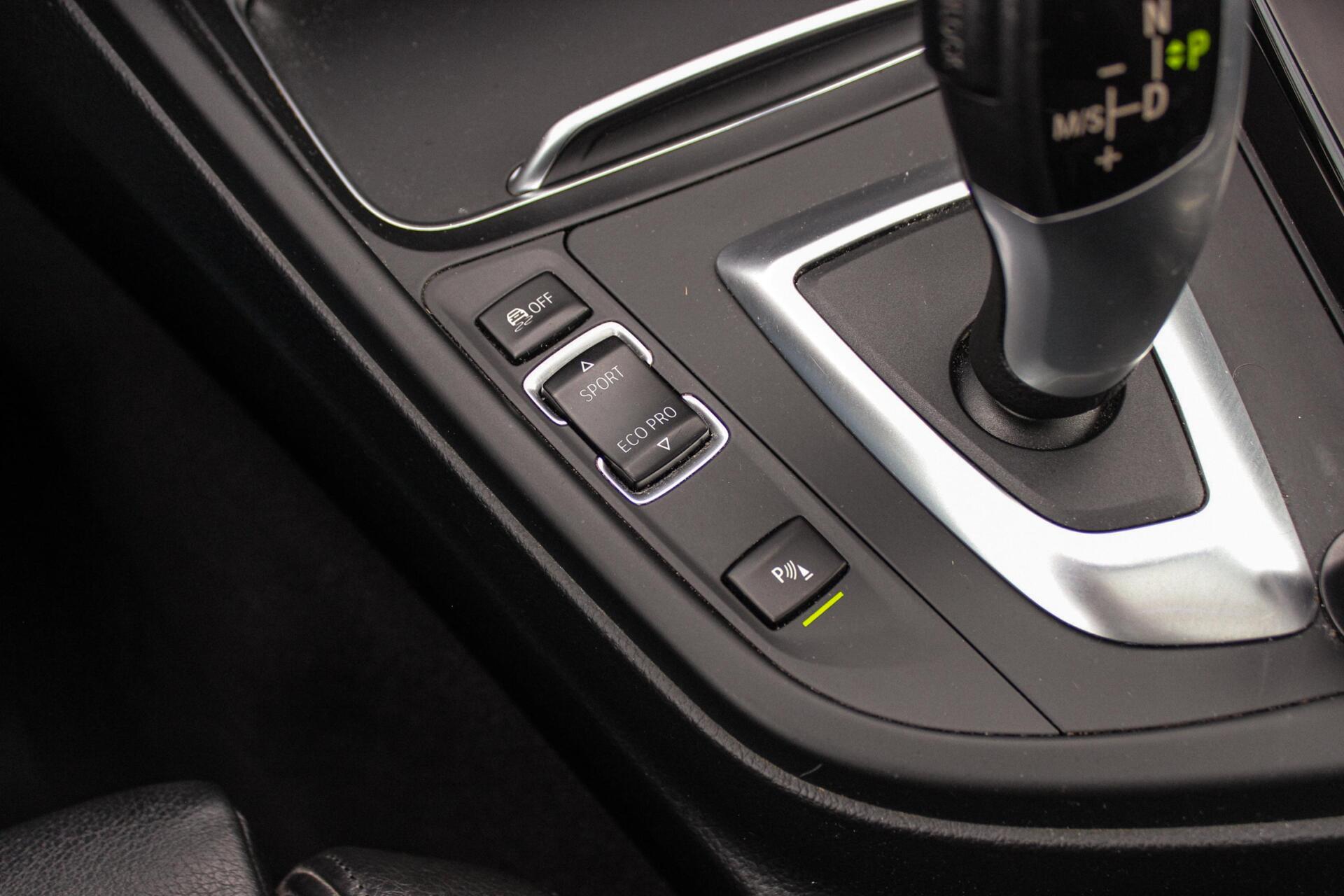 Foto van BMW 320i